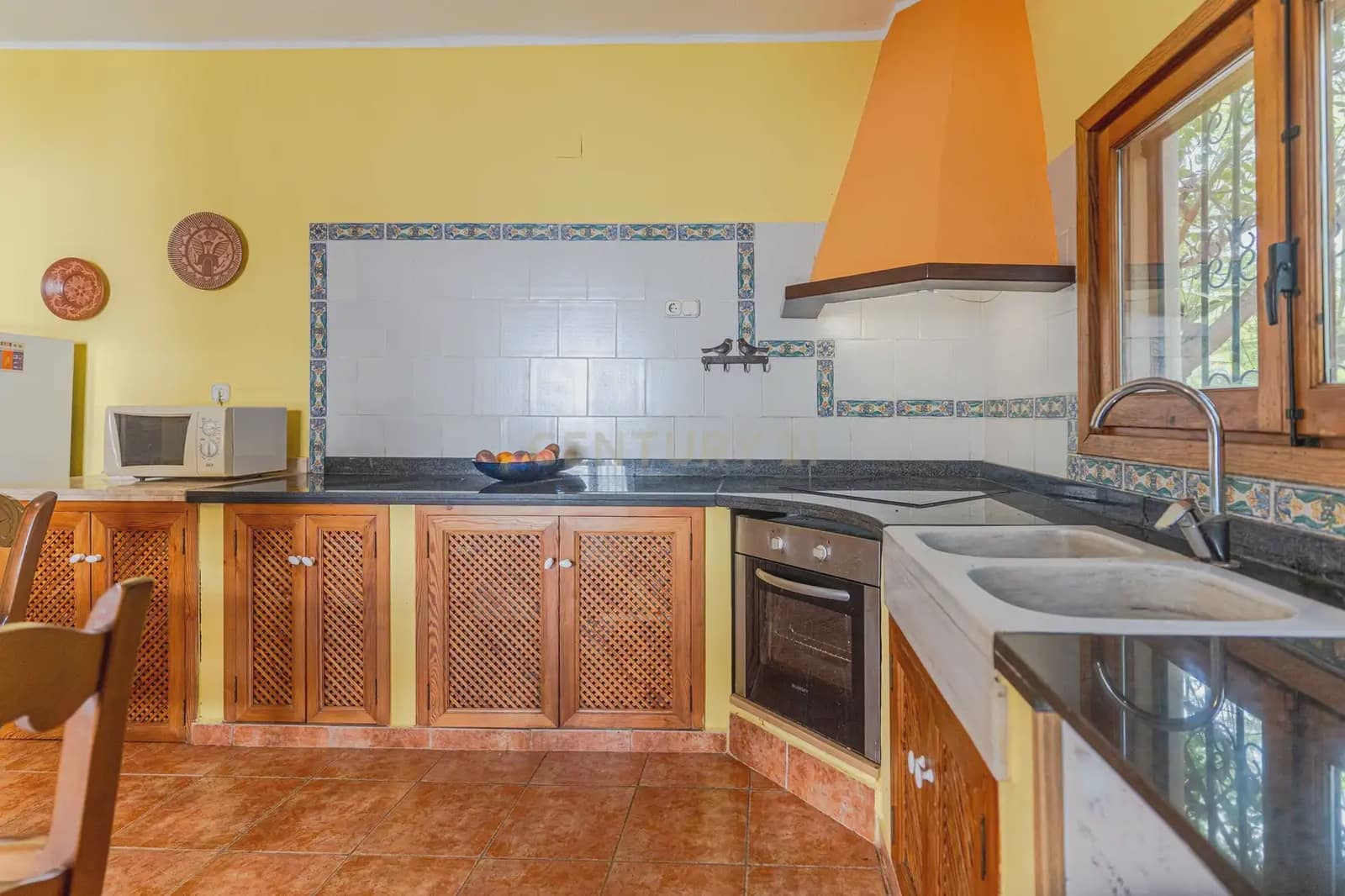 3 slaapkamer Finca/Landhuis te koop in Orgiva met zwembad - € 495.000 (Ref: 10035727)