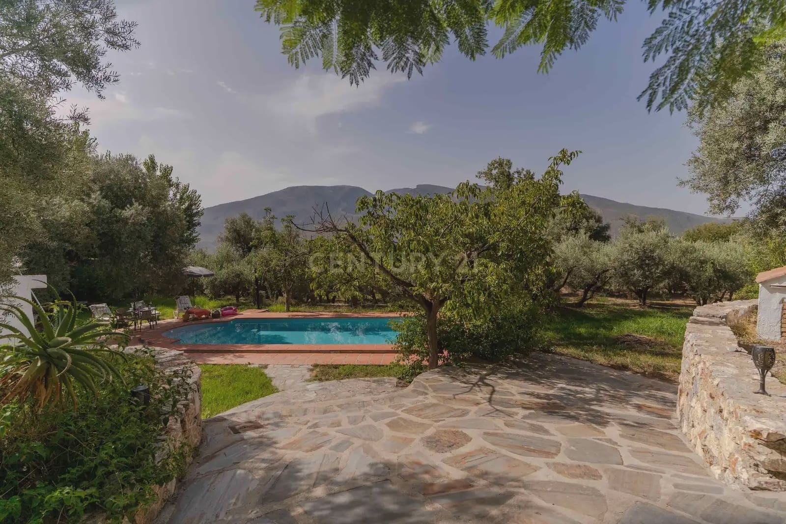3 slaapkamer Finca/Landhuis te koop in Orgiva met zwembad - € 495.000 (Ref: 10035727)