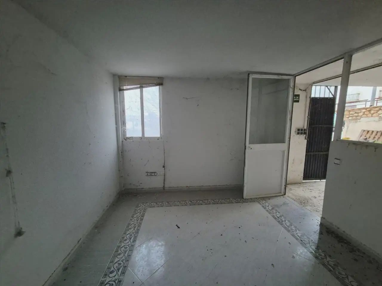 Local Comercial en Santa Cruz del Comercio en venta - 79.000 € (Ref: 10037641)