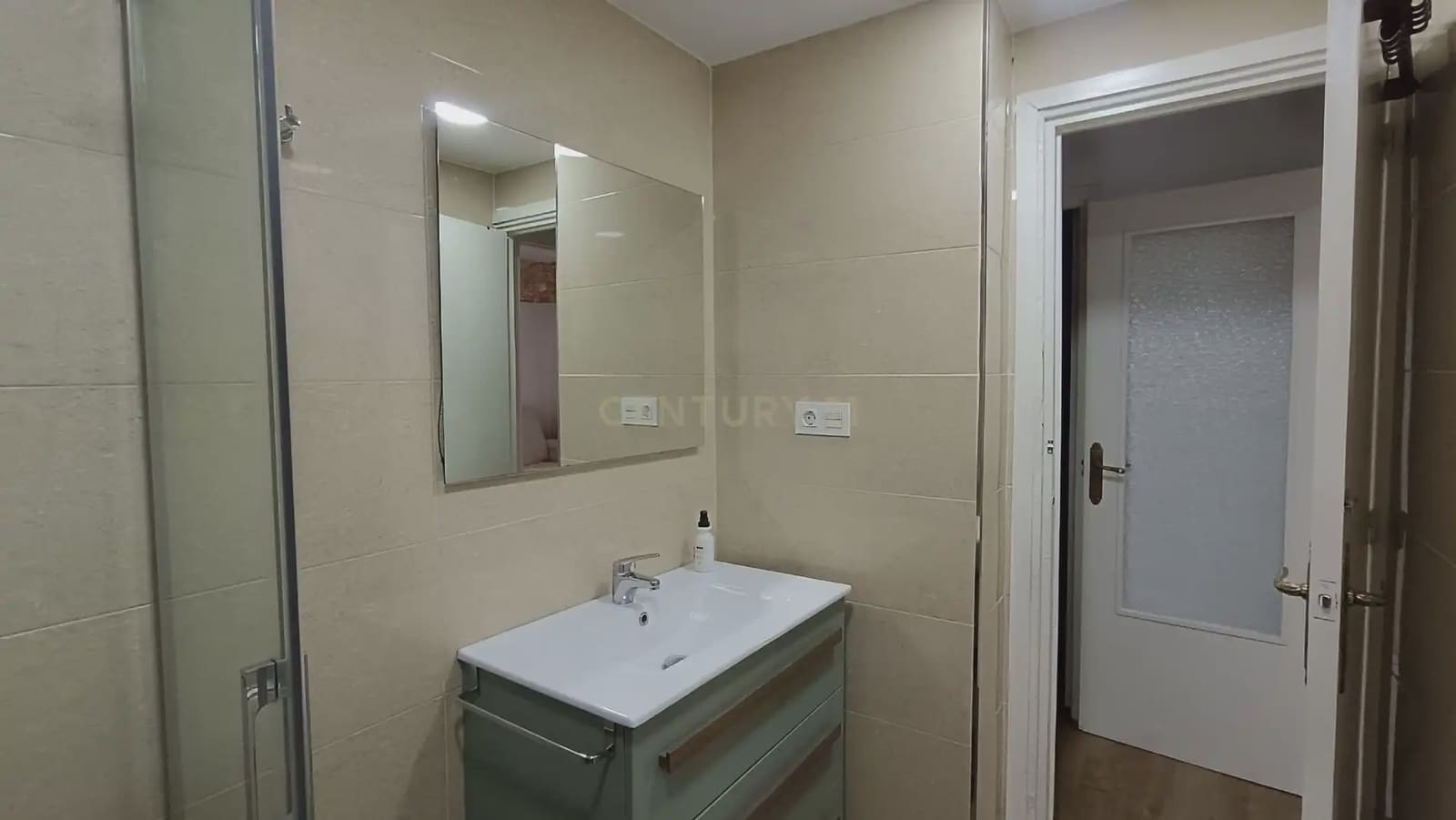 Appartement de 3 chambres à louer à Grenade ville - 700 € (Ref: 10044334)