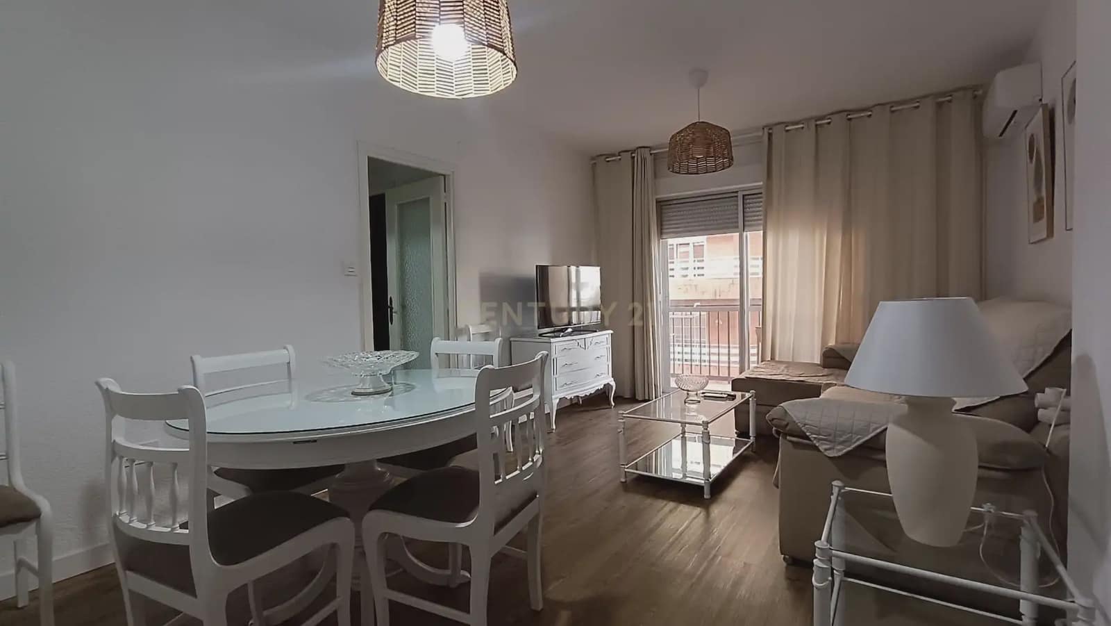 Appartement de 3 chambres à louer à Grenade ville - 700 € (Ref: 10044334)