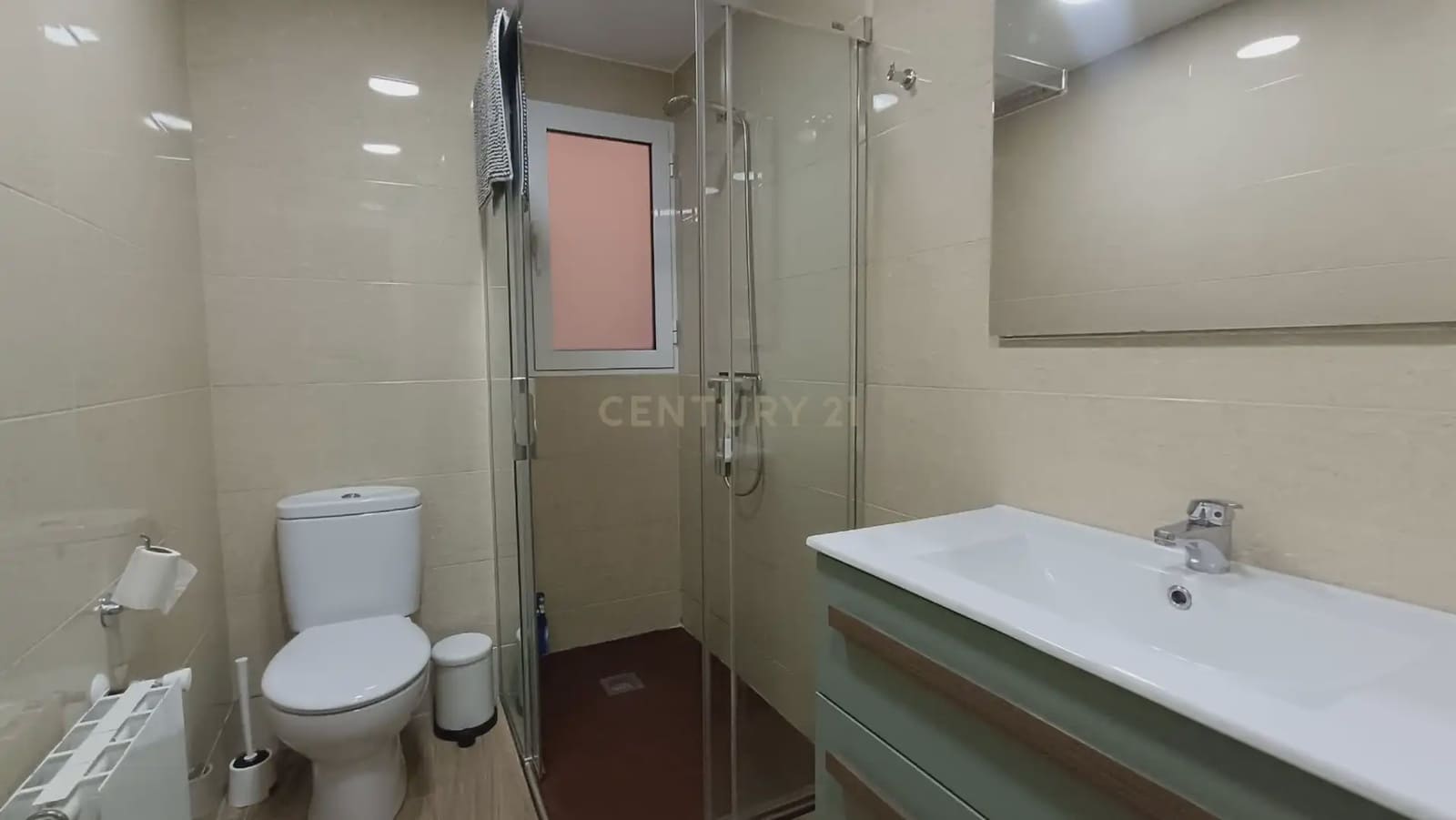 Appartement de 3 chambres à louer à Grenade ville - 700 € (Ref: 10044334)