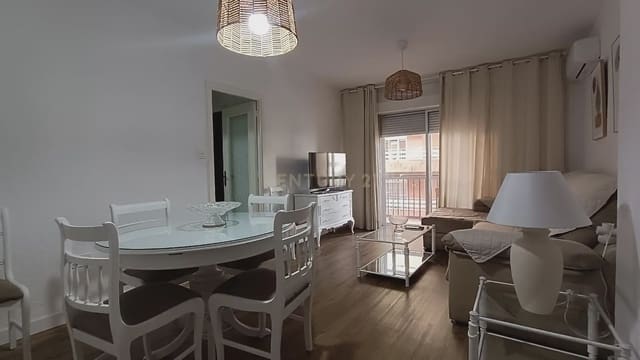 Appartement de 3 chambres à louer à Camino de Ronda - Rosaleda, Grenade ville - 700 € (Ref: 10044334)