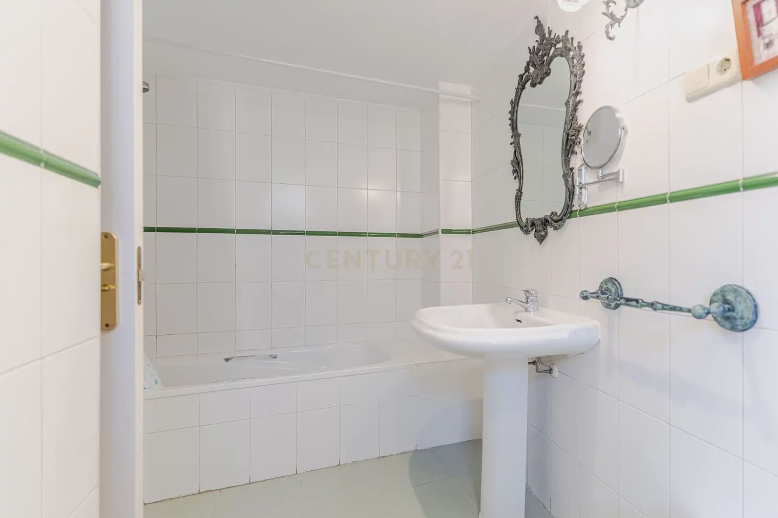 3 camera da letto Villetta Bifamiliare in vendita in Armilla con piscina - 349.000 € (Rif: 10048068)
