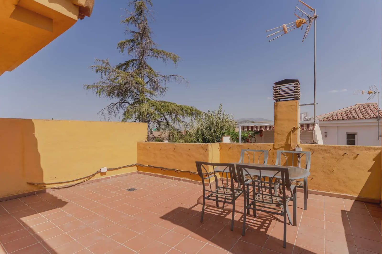 3 camera da letto Villetta Bifamiliare in vendita in Armilla con piscina - 349.000 € (Rif: 10048068)