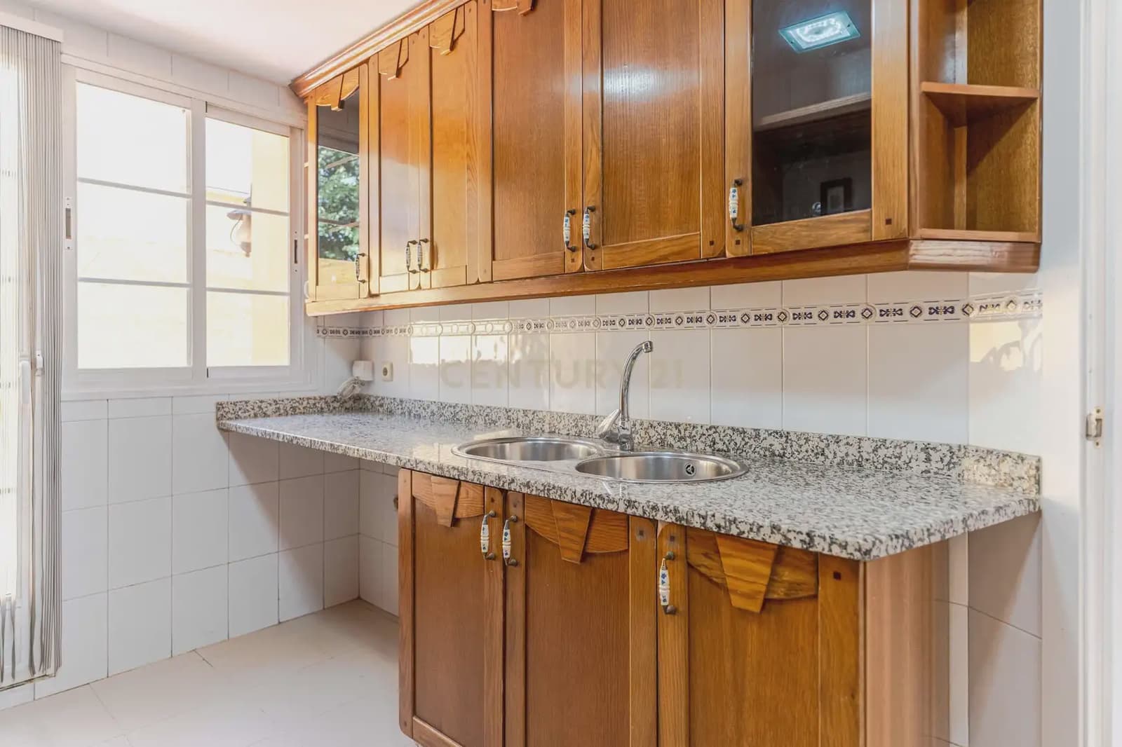 3 camera da letto Villetta Bifamiliare in vendita in Armilla con piscina - 349.000 € (Rif: 10048068)