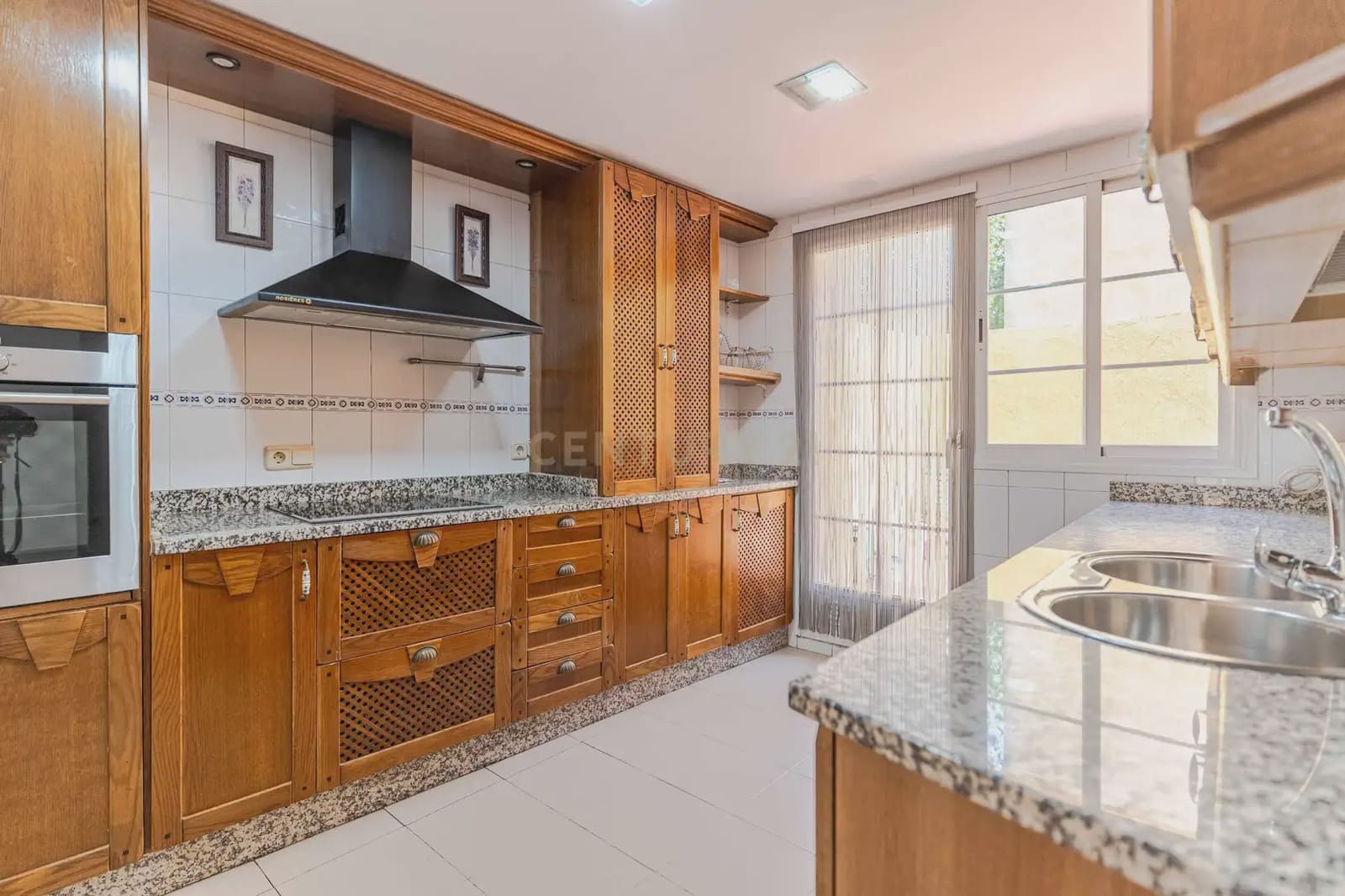 3 camera da letto Villetta Bifamiliare in vendita in Armilla con piscina - 349.000 € (Rif: 10048068)