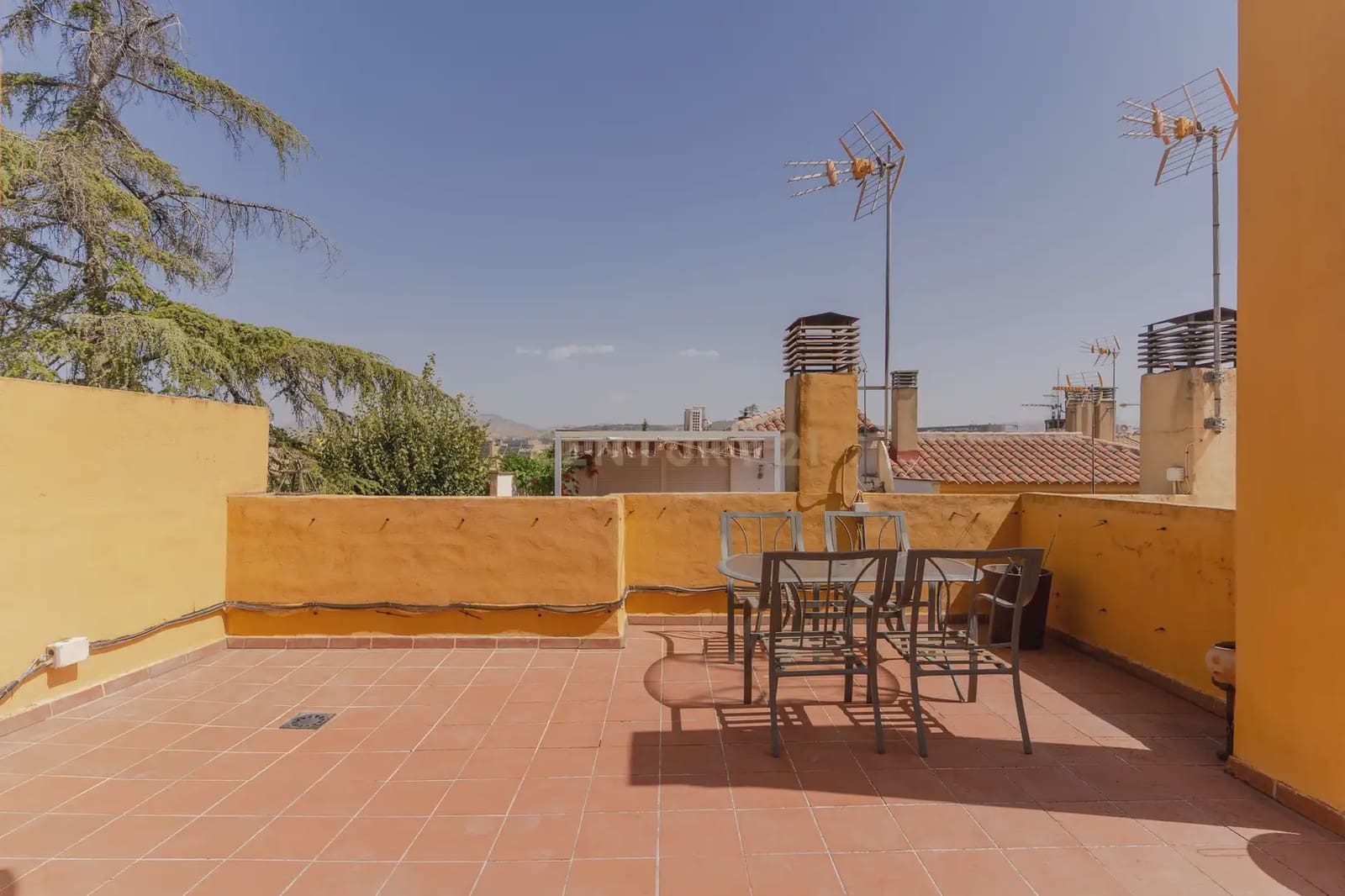 3 camera da letto Villetta Bifamiliare in vendita in Armilla con piscina - 349.000 € (Rif: 10048068)