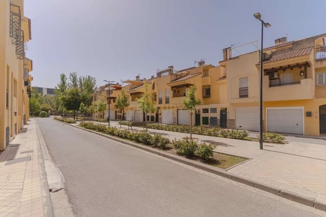 3 camera da letto Villetta Bifamiliare in vendita in Armilla con piscina - 349.000 € (Rif: 10048068)