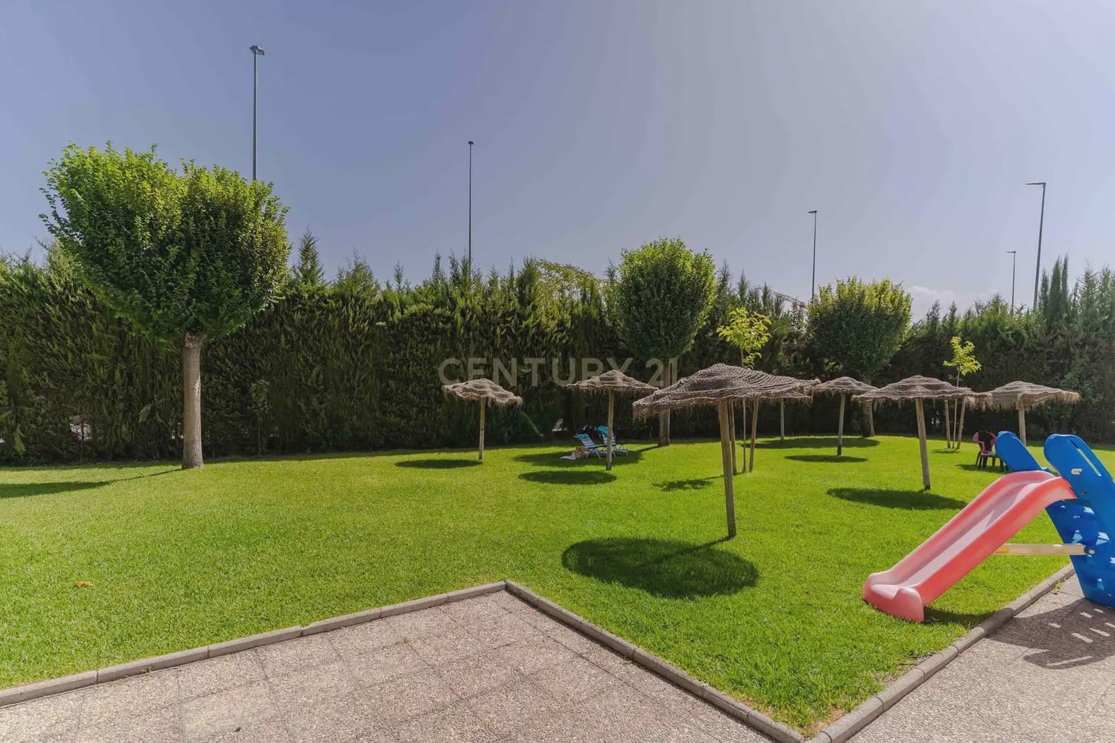 3 camera da letto Villetta Bifamiliare in vendita in Armilla con piscina - 349.000 € (Rif: 10048068)