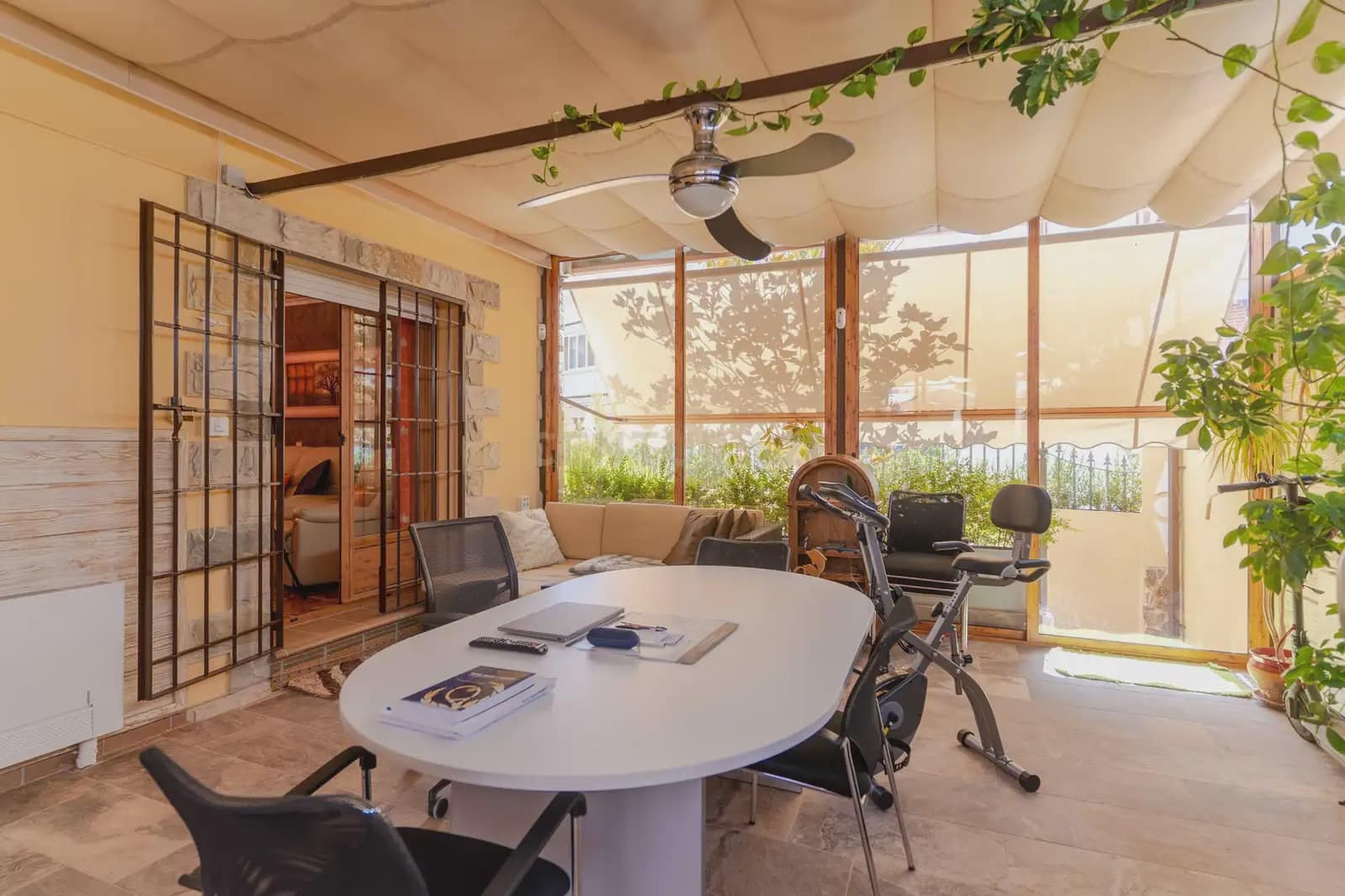 4 soveværelse Villa til salg i Baza med garage - € 625.000 (Ref: 10048459)