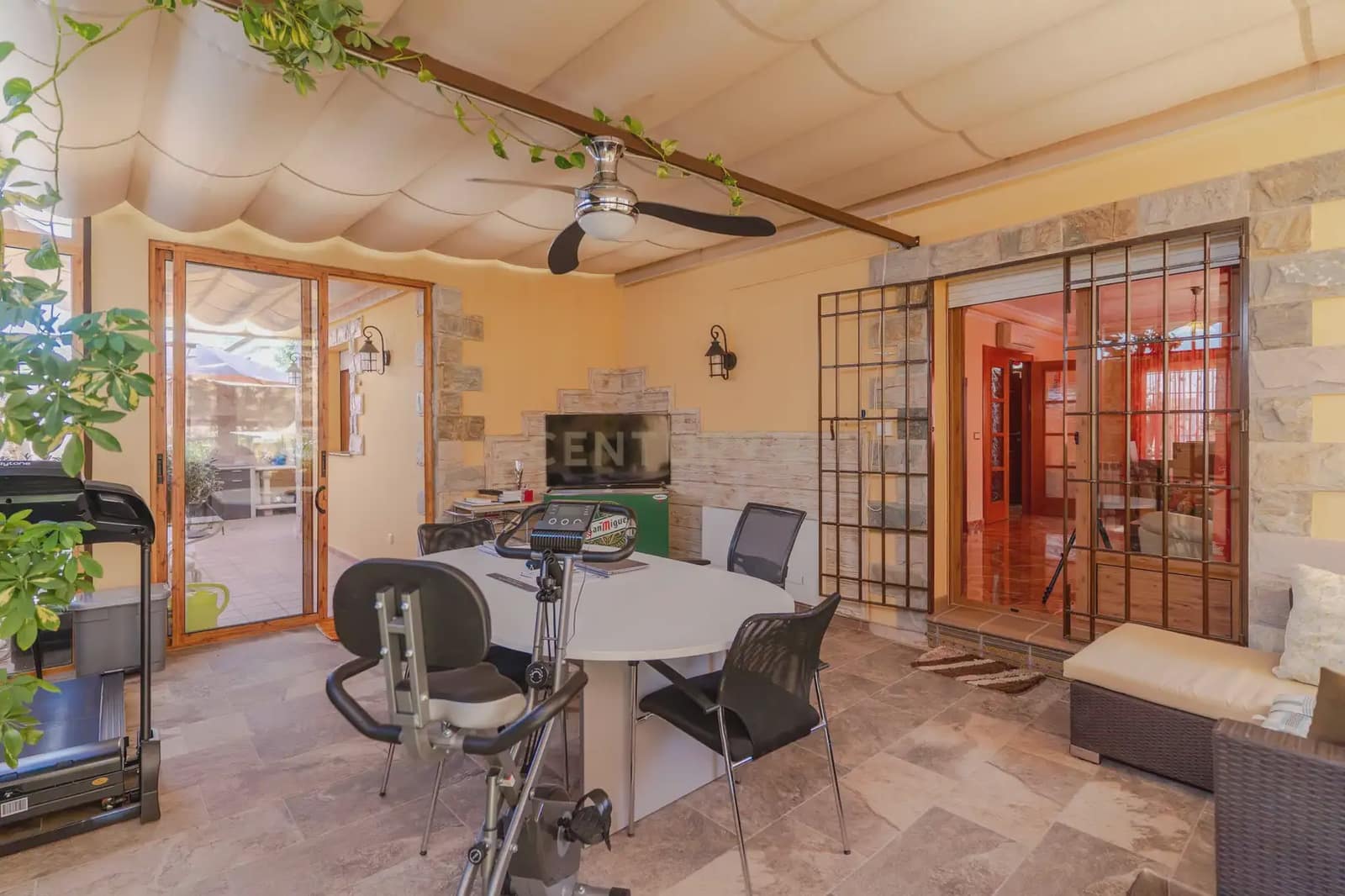 4 soveværelse Villa til salg i Baza med garage - € 625.000 (Ref: 10048459)