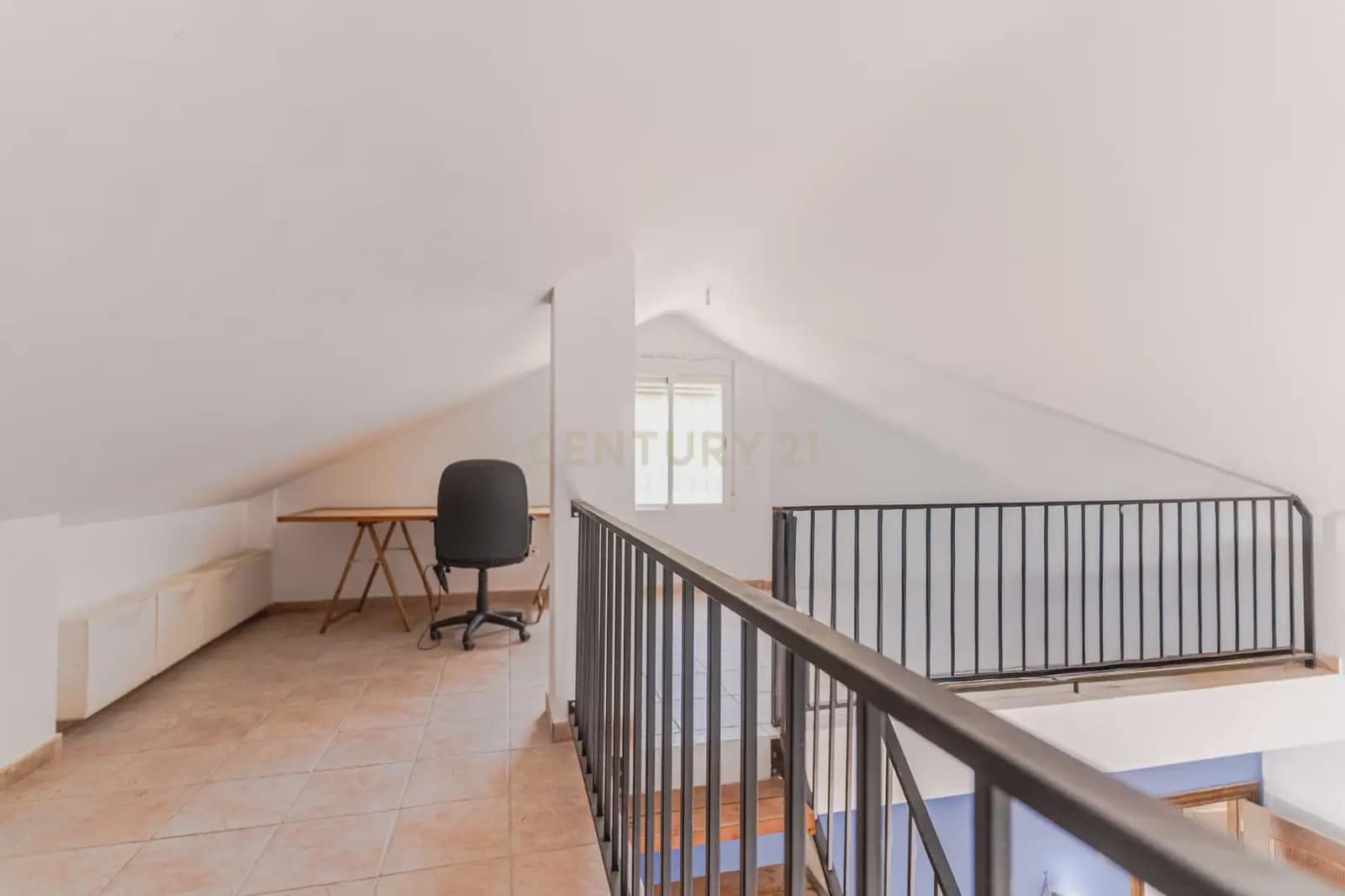 4 makuuhuone Huvila myytävänä paikassa Nivar - 300 000 € (Ref: 10073255)