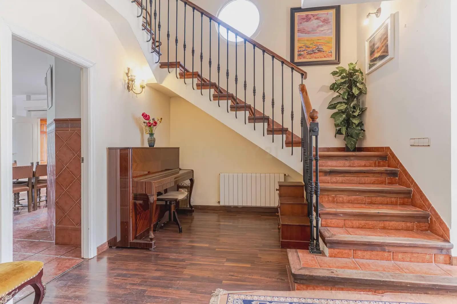 8 slaapkamer Finca/Landhuis te koop in Jaen stad met zwembad garage - € 449.900 (Ref: 10074657)
