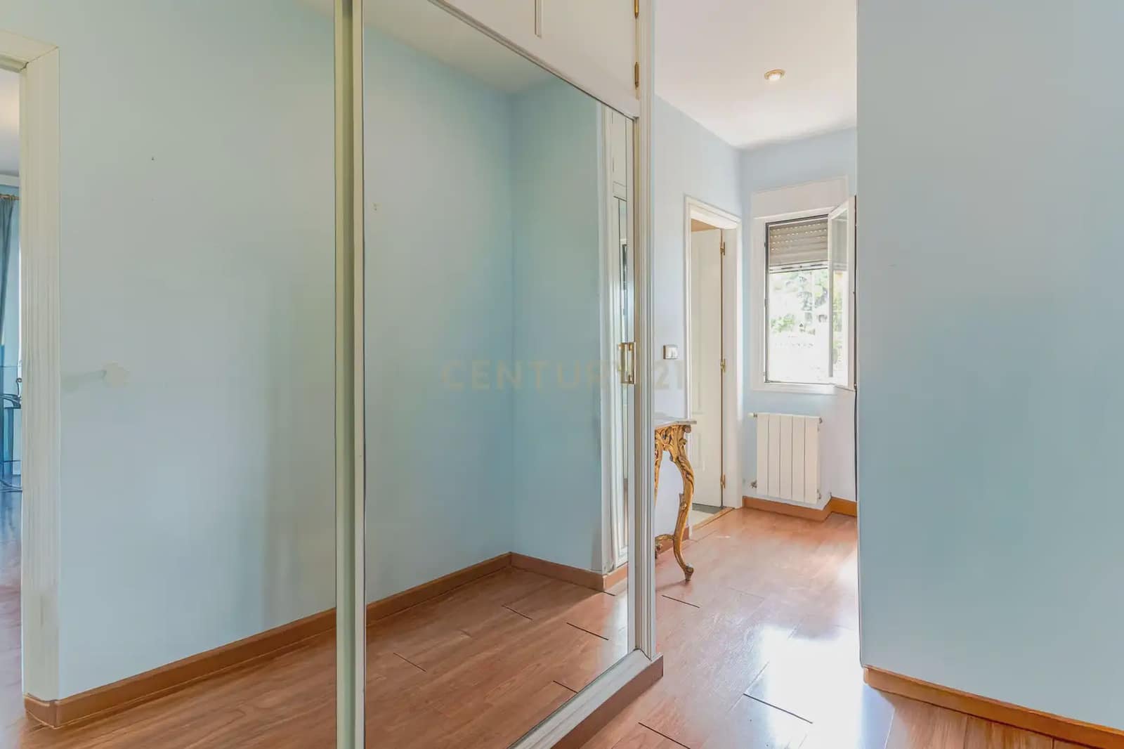 8 slaapkamer Finca/Landhuis te koop in Jaen stad met zwembad garage - € 449.900 (Ref: 10074657)