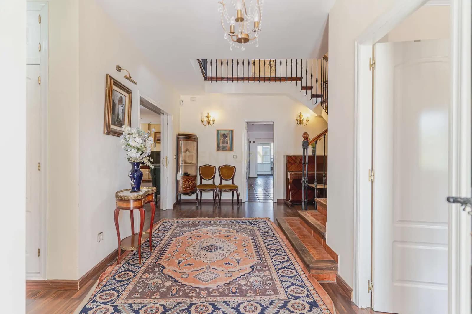 8 slaapkamer Finca/Landhuis te koop in Jaen stad met zwembad garage - € 449.900 (Ref: 10074657)