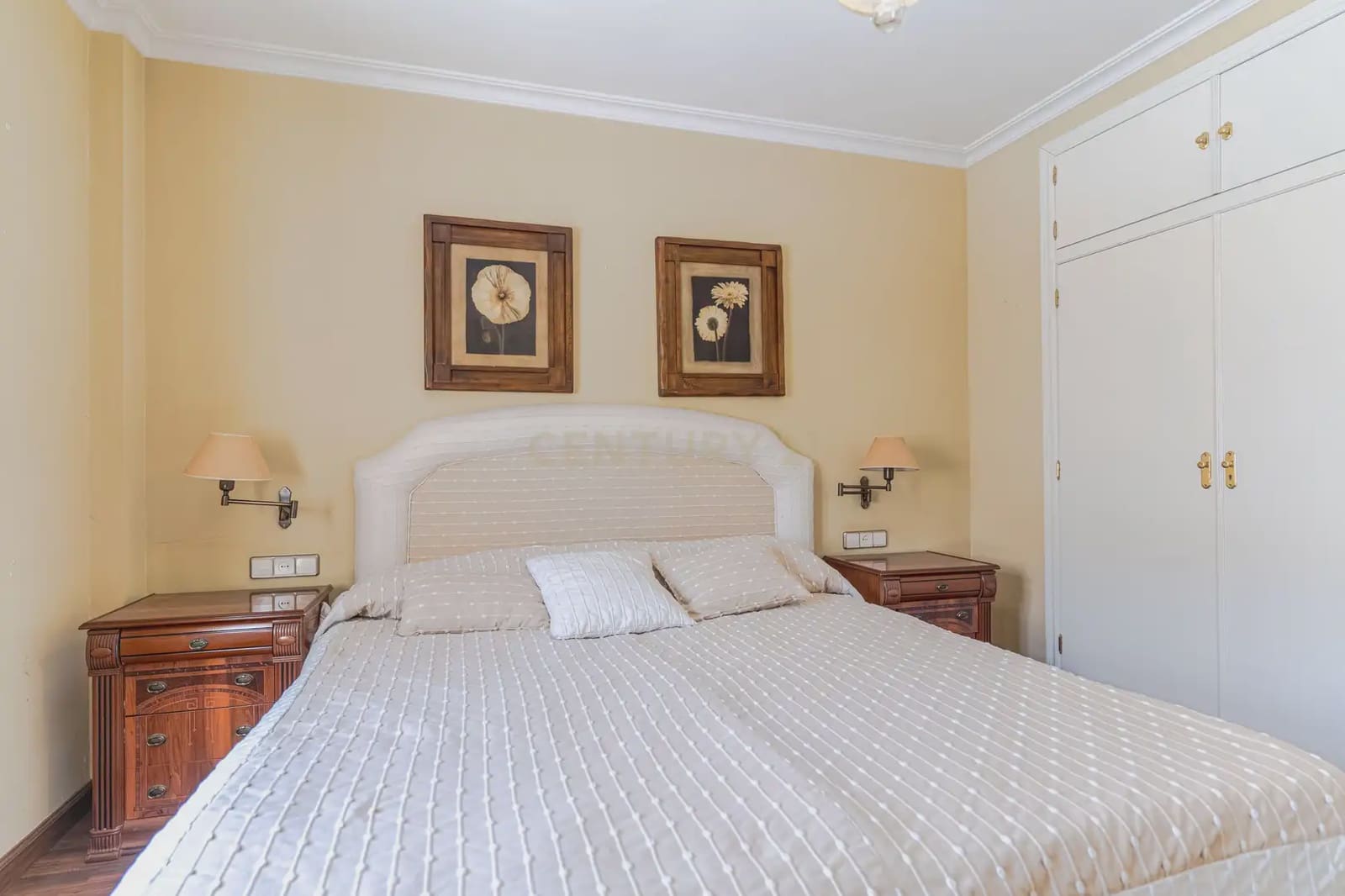 8 slaapkamer Finca/Landhuis te koop in Jaen stad met zwembad garage - € 449.900 (Ref: 10074657)