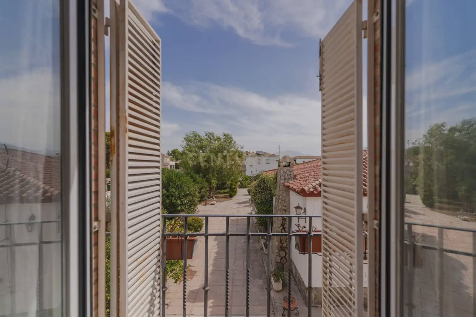 8 slaapkamer Finca/Landhuis te koop in Jaen stad met zwembad garage - € 449.900 (Ref: 10074657)