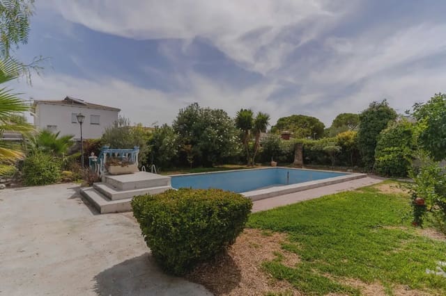 8 slaapkamer Finca/Landhuis te koop in Jaén stad met zwembad garage - € 449.900 (Ref: 10074657)