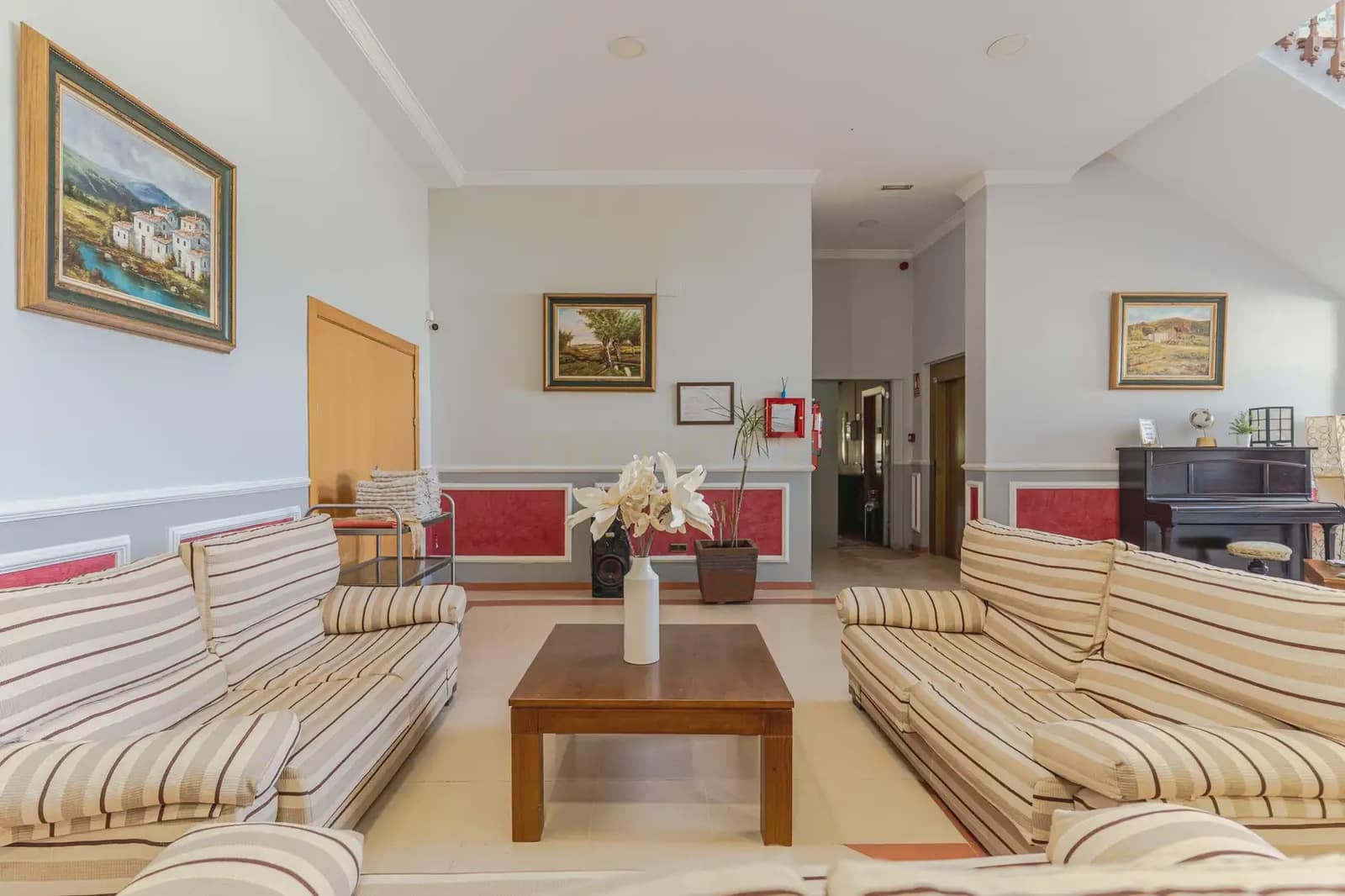 17 Zimmer Hotel zu verkaufen in Deifontes - 1.800.000 € (Ref: 10093946)