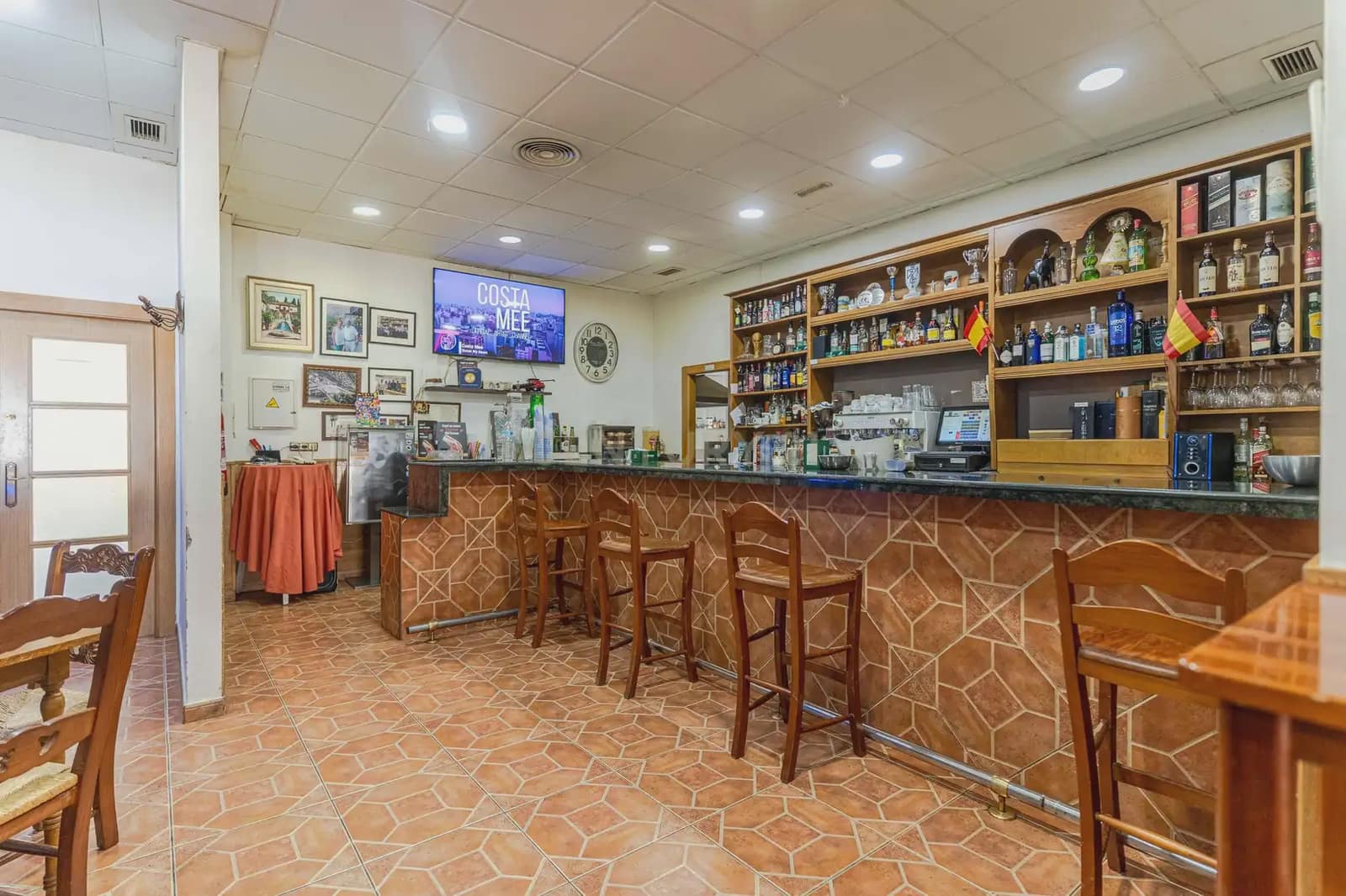 17 Zimmer Hotel zu verkaufen in Deifontes - 1.800.000 € (Ref: 10093946)