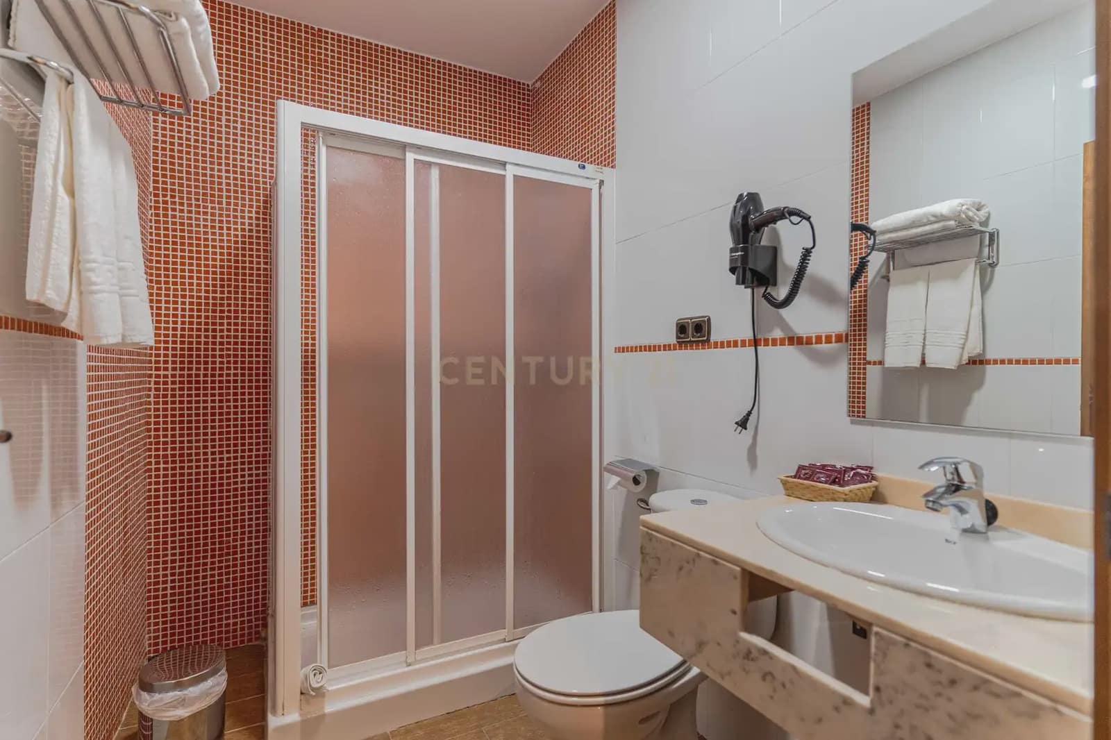 17 Zimmer Hotel zu verkaufen in Deifontes - 1.800.000 € (Ref: 10093946)