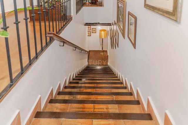 8 chambre Hôtel à vendre à Pitres, La Taha avec garage - 700 000 € (Ref: 10100547)