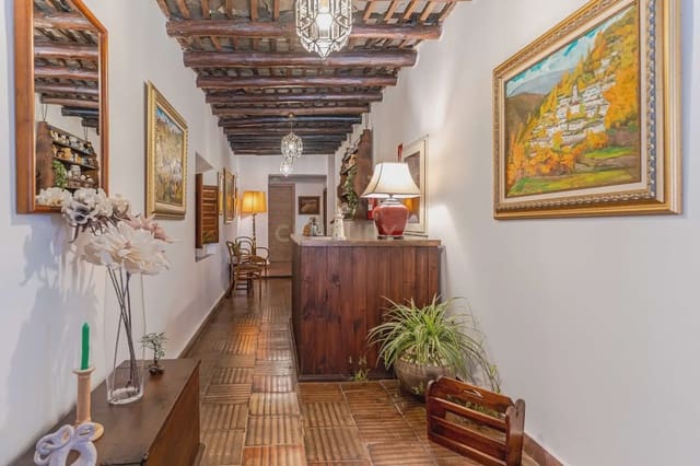 8 chambre Hôtel à vendre à Pitres, La Taha avec garage - 700 000 € (Ref: 10100547)
