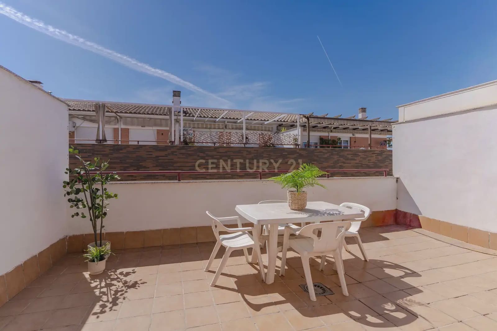 2 slaapkamer Penthouse te koop in Churriana de la Vega met zwembad garage - € 220.000 (Ref: 10102872)