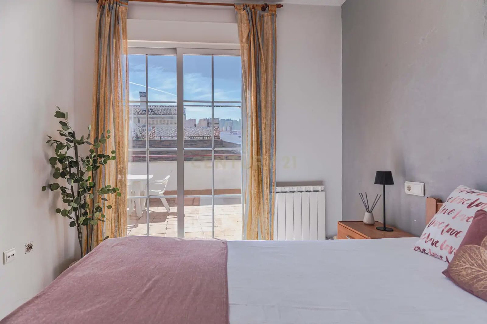 2 slaapkamer Penthouse te koop in Churriana de la Vega met zwembad garage - € 220.000 (Ref: 10102872)