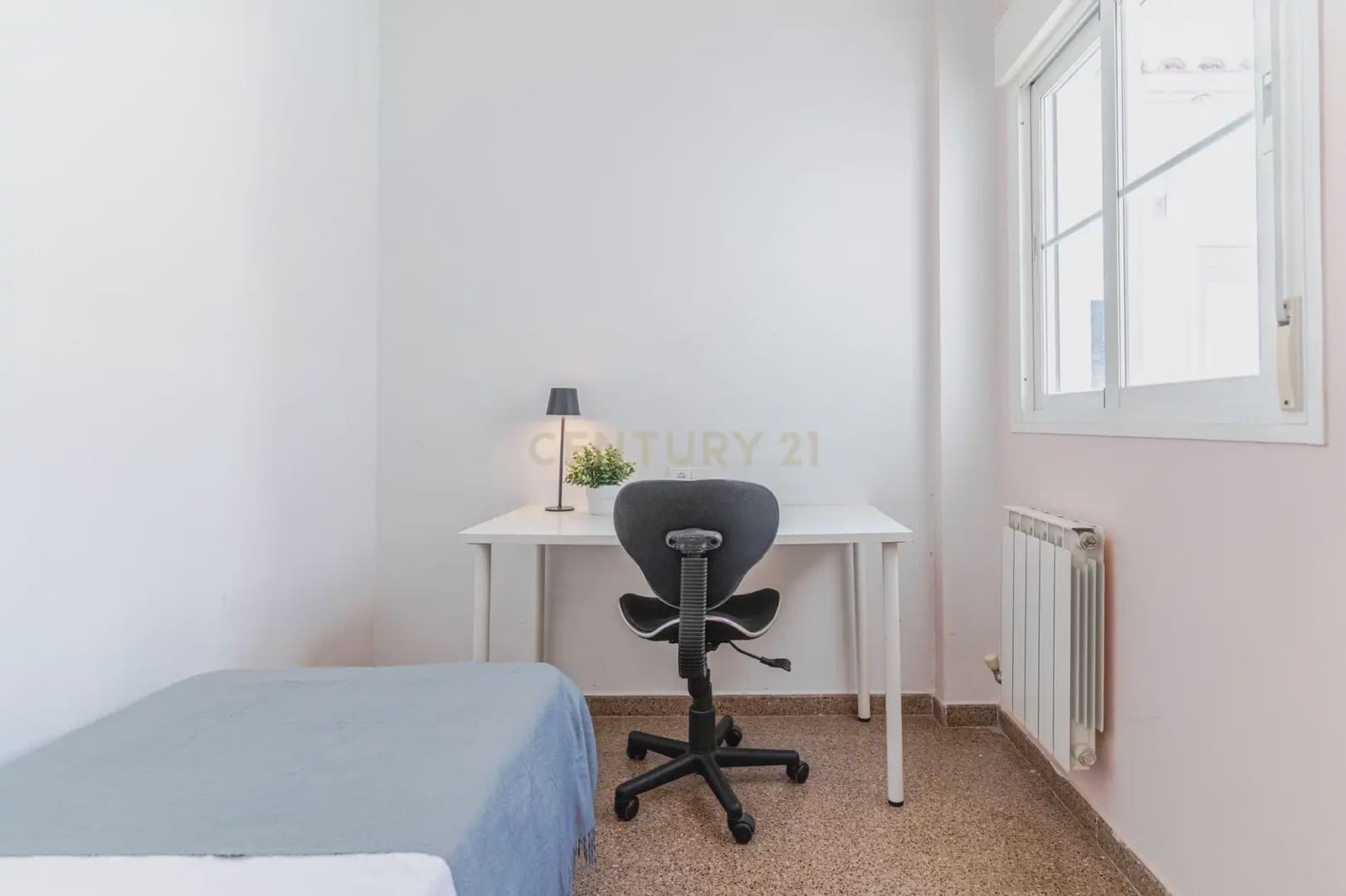 2 slaapkamer Penthouse te koop in Churriana de la Vega met zwembad garage - € 220.000 (Ref: 10102872)