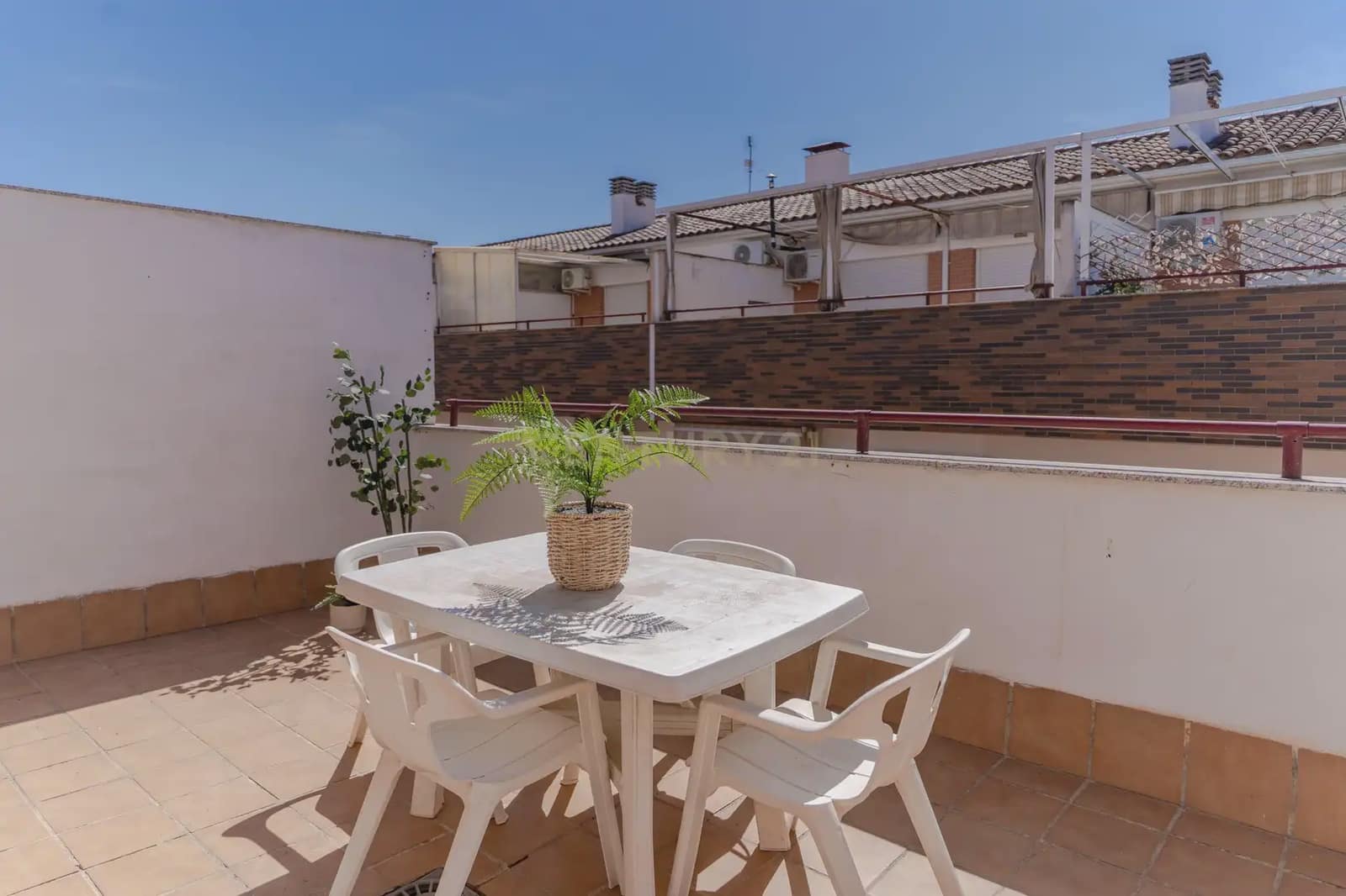2 slaapkamer Penthouse te koop in Churriana de la Vega met zwembad garage - € 220.000 (Ref: 10102872)