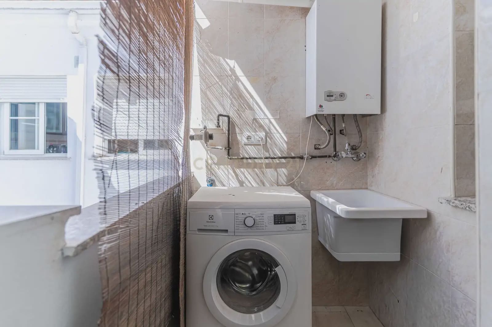 2 slaapkamer Penthouse te koop in Churriana de la Vega met zwembad garage - € 220.000 (Ref: 10102872)