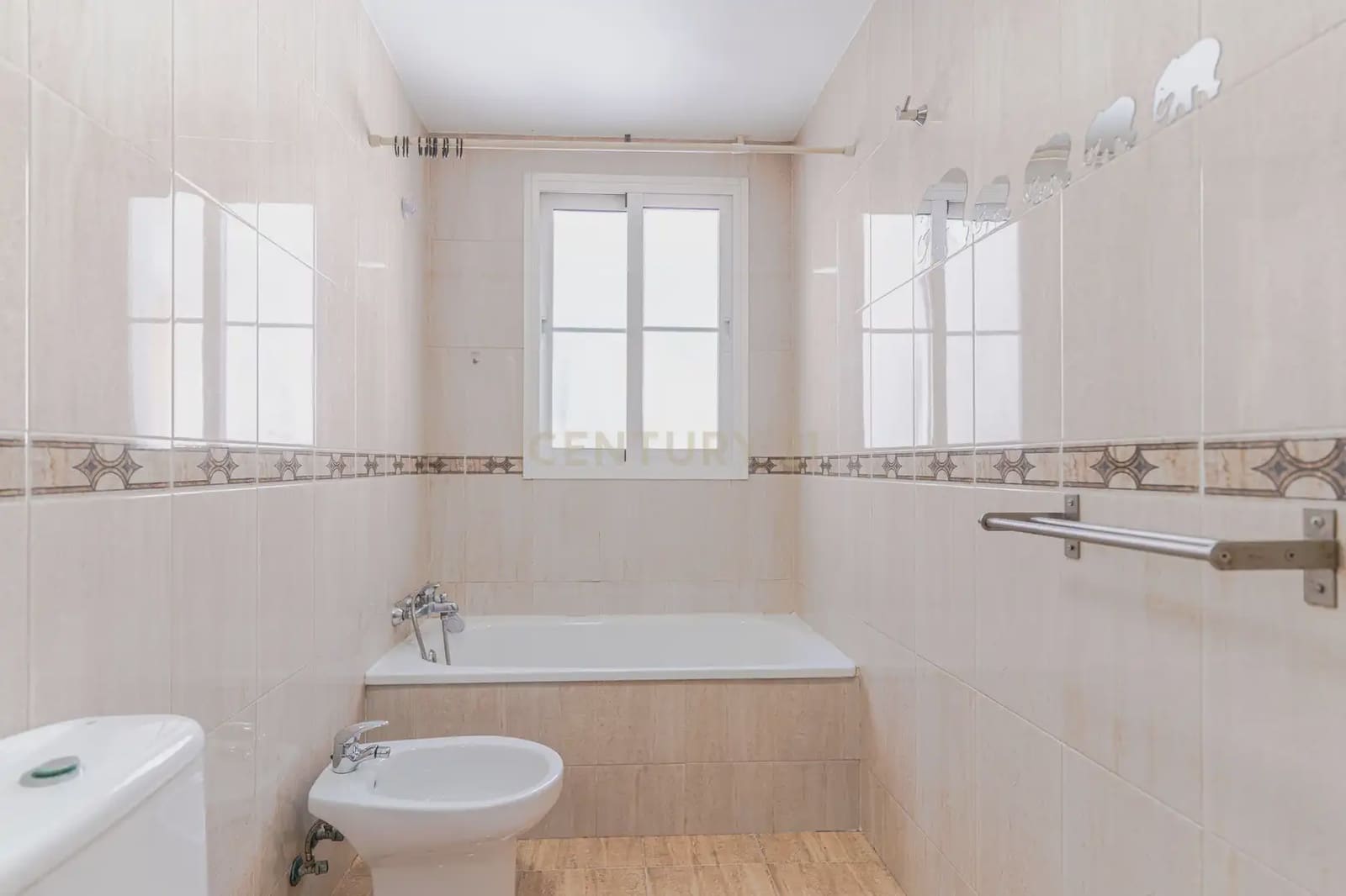 2 slaapkamer Penthouse te koop in Churriana de la Vega met zwembad garage - € 220.000 (Ref: 10102872)