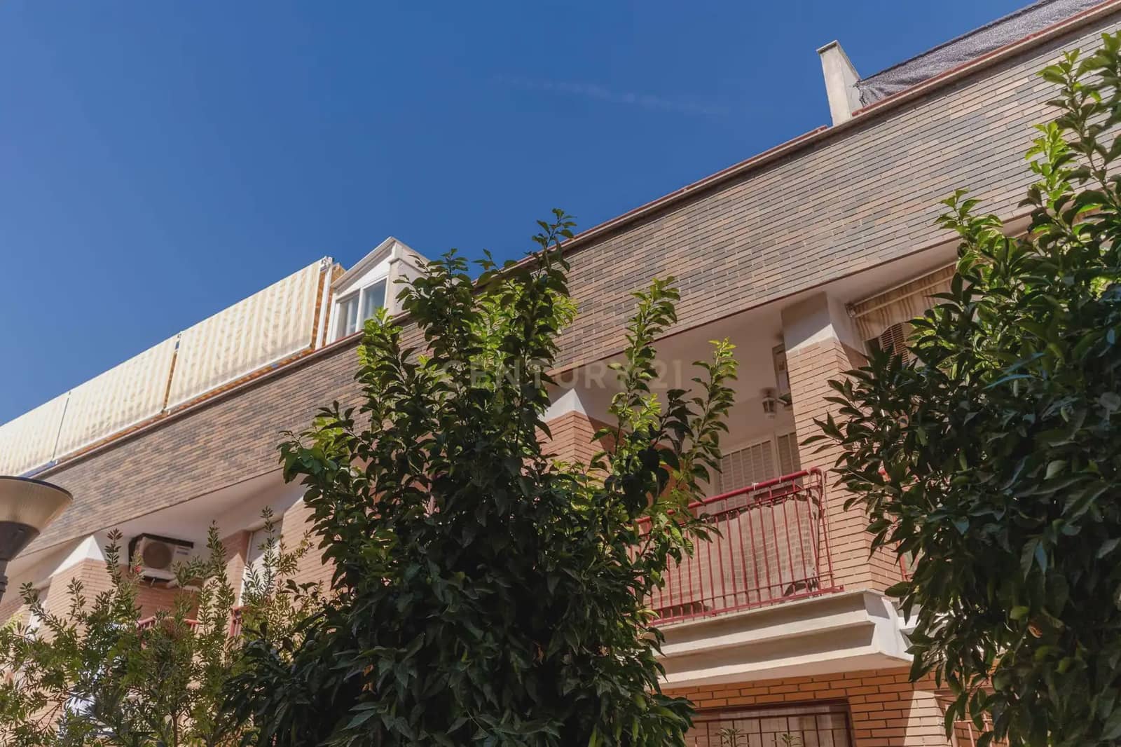 2 slaapkamer Penthouse te koop in Churriana de la Vega met zwembad garage - € 220.000 (Ref: 10102872)