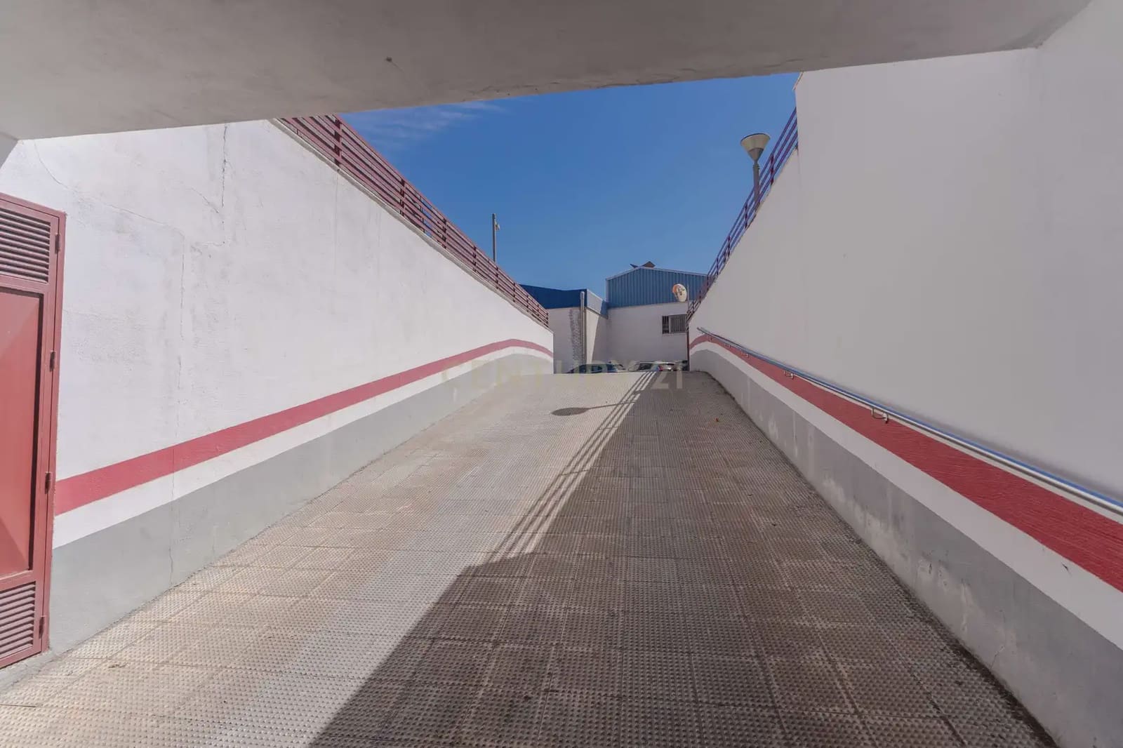 2 slaapkamer Penthouse te koop in Churriana de la Vega met zwembad garage - € 220.000 (Ref: 10102872)