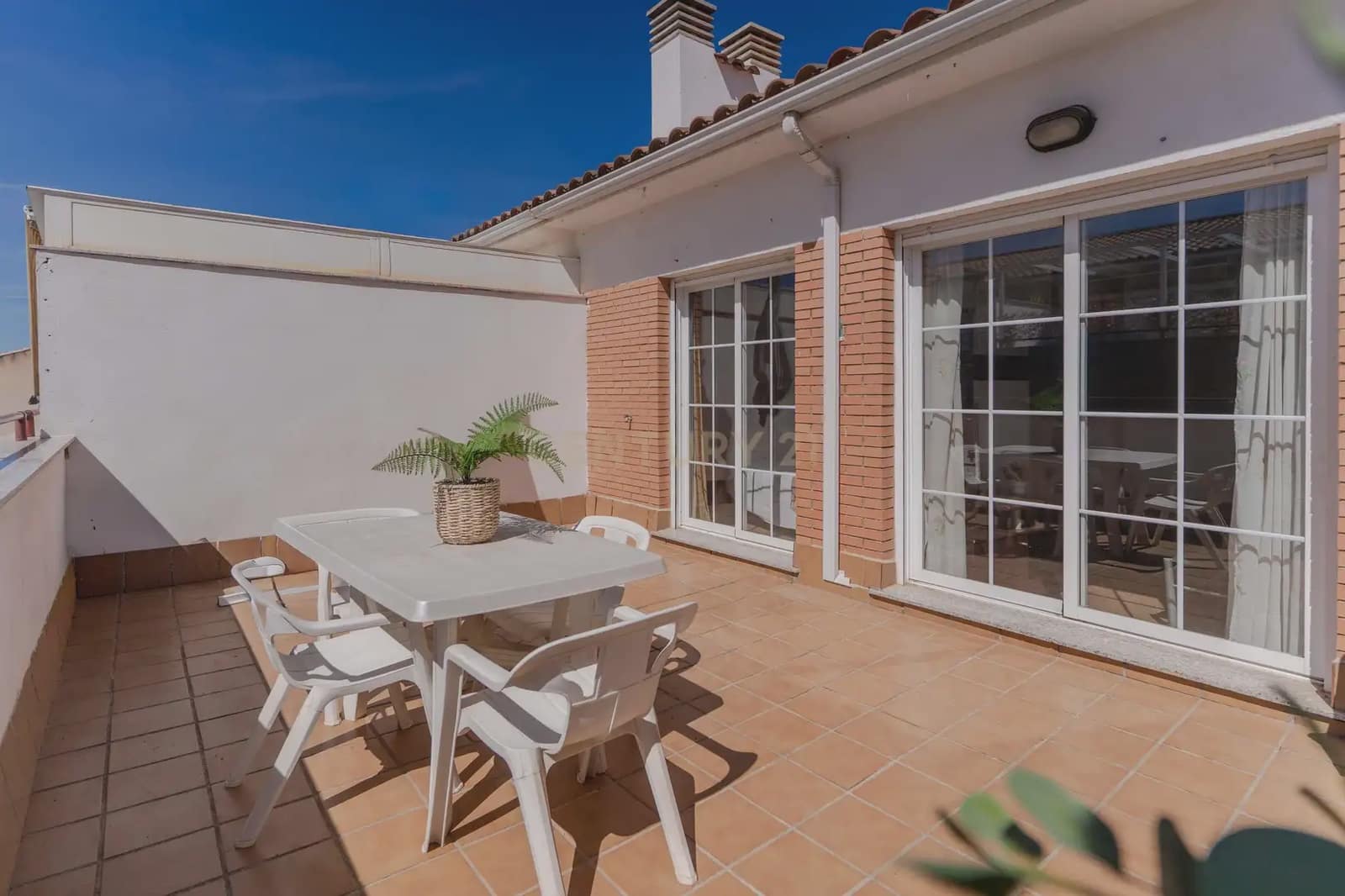 2 slaapkamer Penthouse te koop in Churriana de la Vega met zwembad garage - € 220.000 (Ref: 10102872)