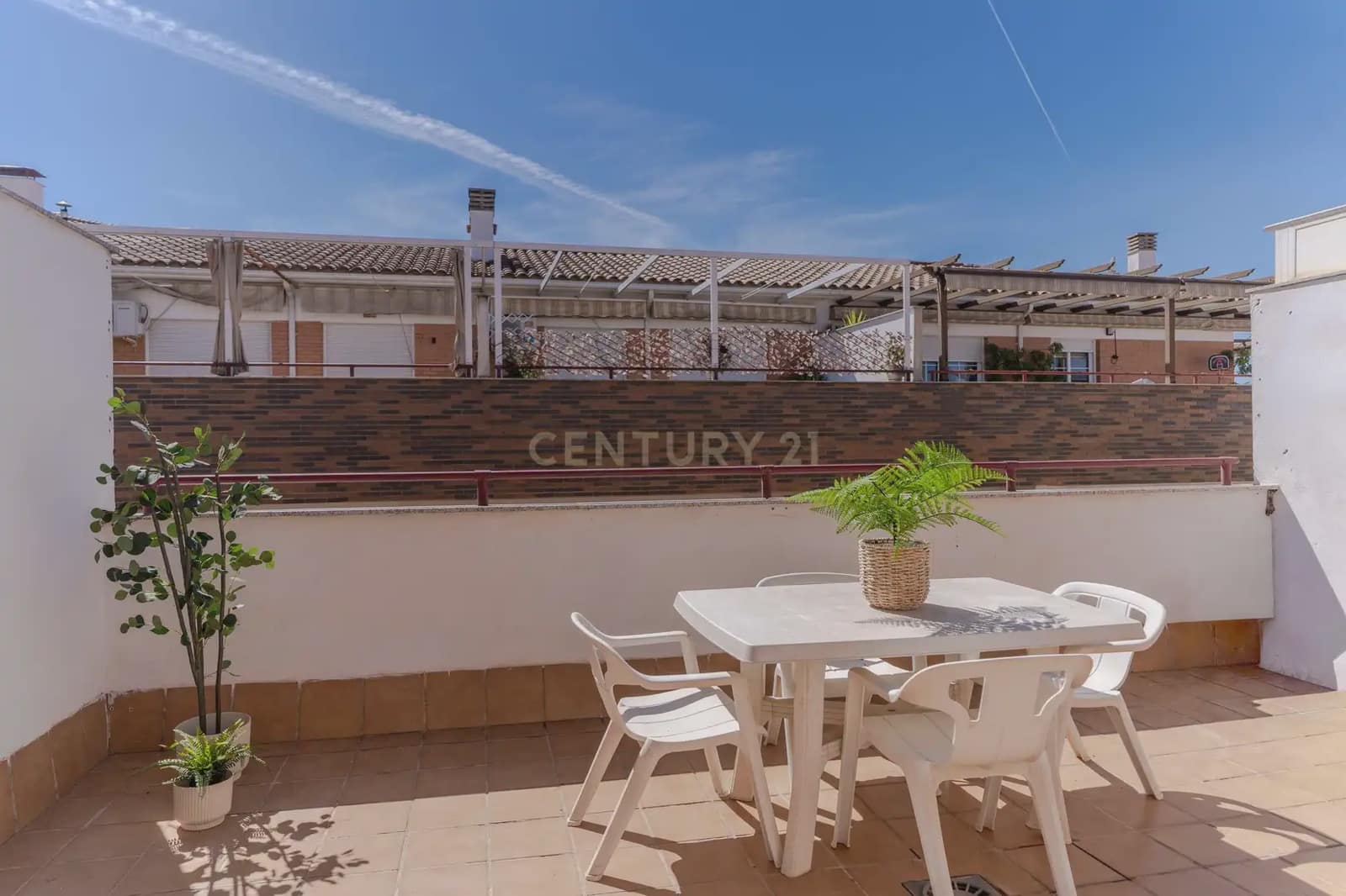 2 slaapkamer Penthouse te koop in Churriana de la Vega met zwembad garage - € 220.000 (Ref: 10102872)