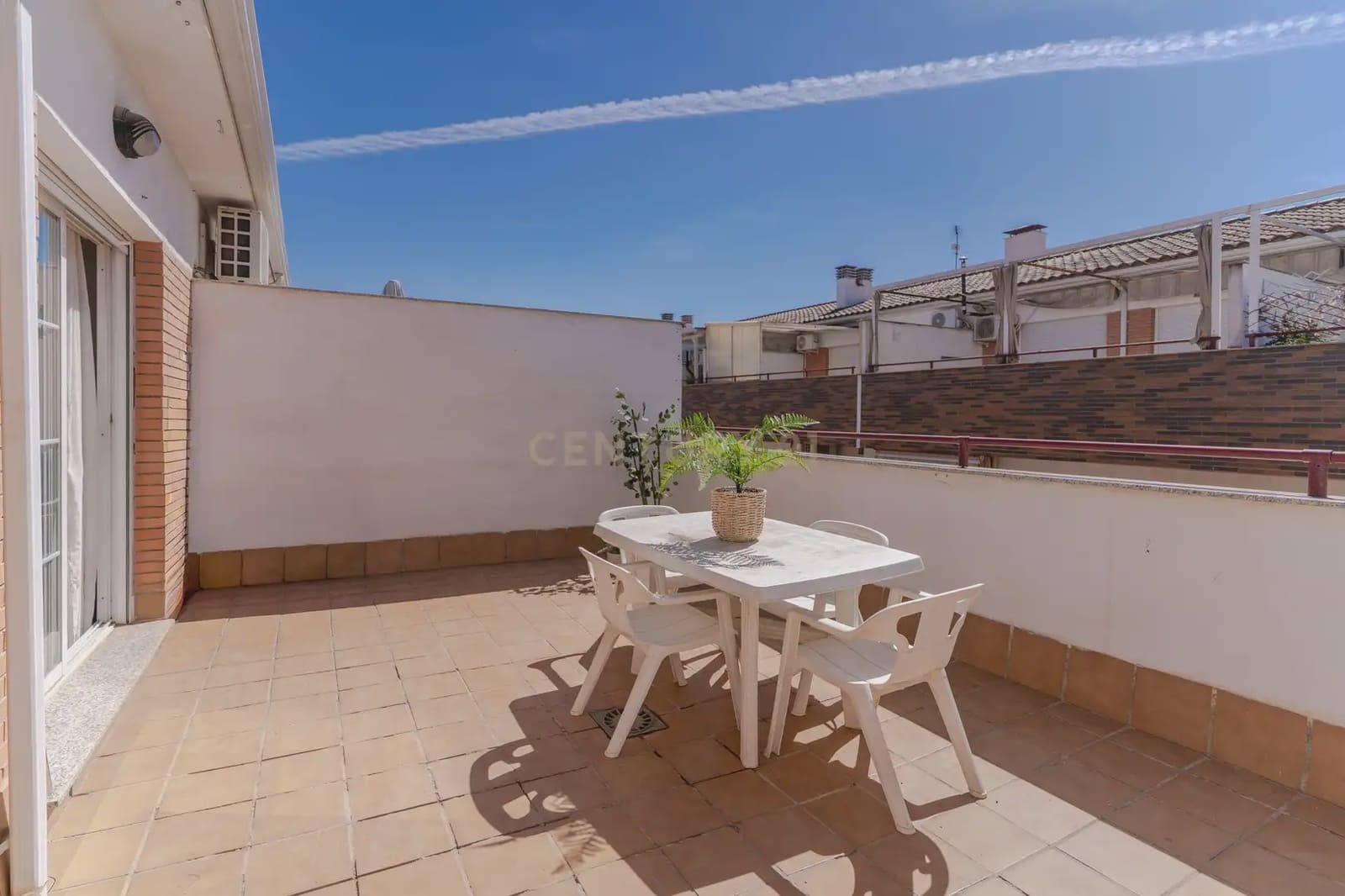 2 slaapkamer Penthouse te koop in Churriana de la Vega met zwembad garage - € 220.000 (Ref: 10102872)
