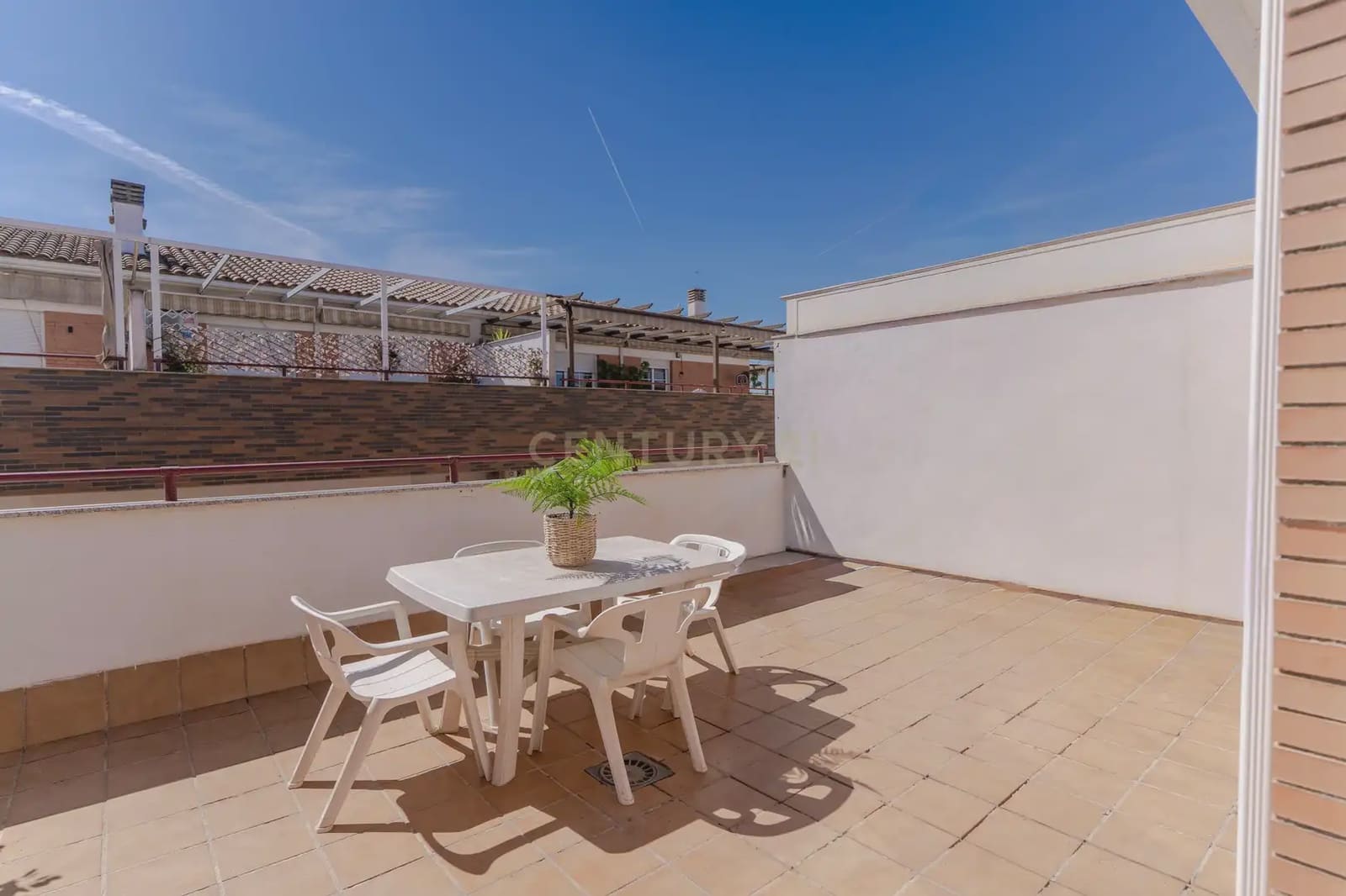 2 slaapkamer Penthouse te koop in Churriana de la Vega met zwembad garage - € 220.000 (Ref: 10102872)