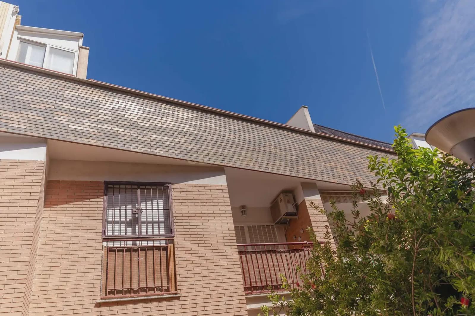 2 slaapkamer Penthouse te koop in Churriana de la Vega met zwembad garage - € 220.000 (Ref: 10102872)