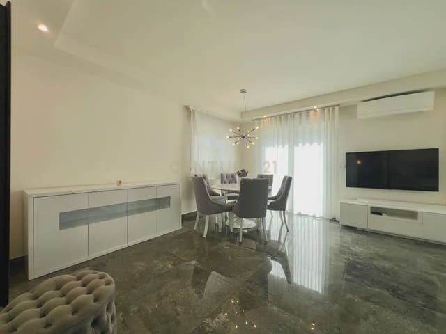 5 bedroom Villa for rent in Ogíjares with pool garage - € 2,700 (Ref: 10104316)