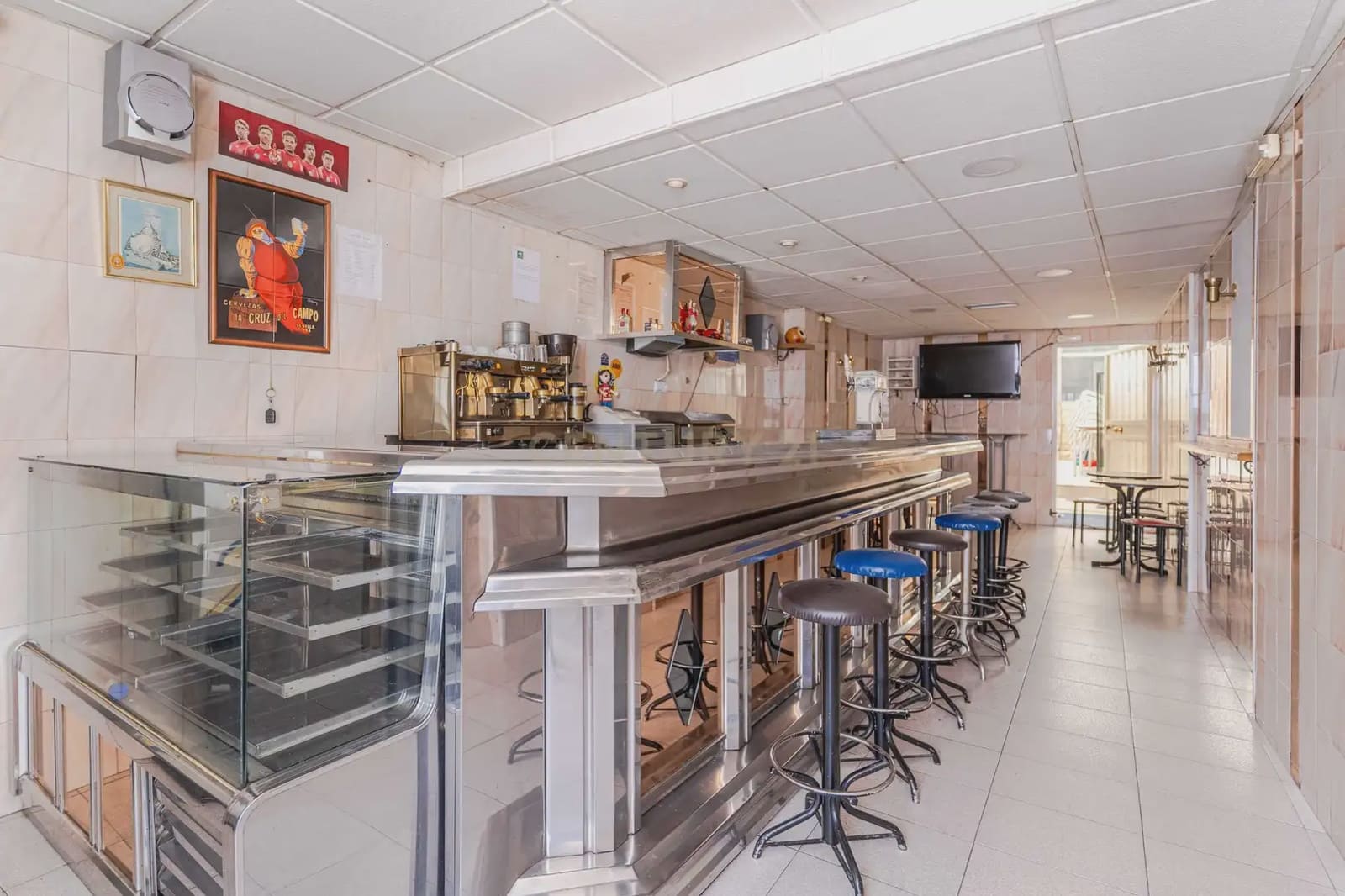 2 sovrum Restaurang/Bar till salu i Pinos Puente - 87 000 € (Ref: 10113578)