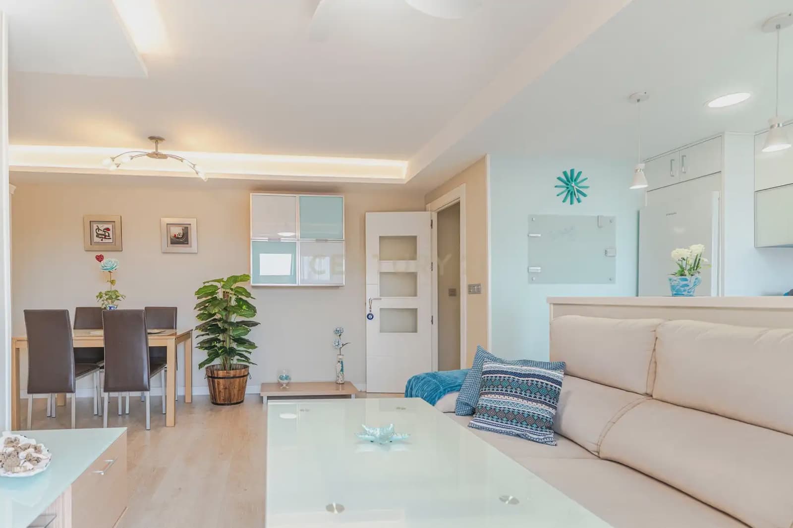 3 sypialnia Mieszkanie na sprzedaż w Miasto Grenada - 267 000 € (Ref: 10120908)