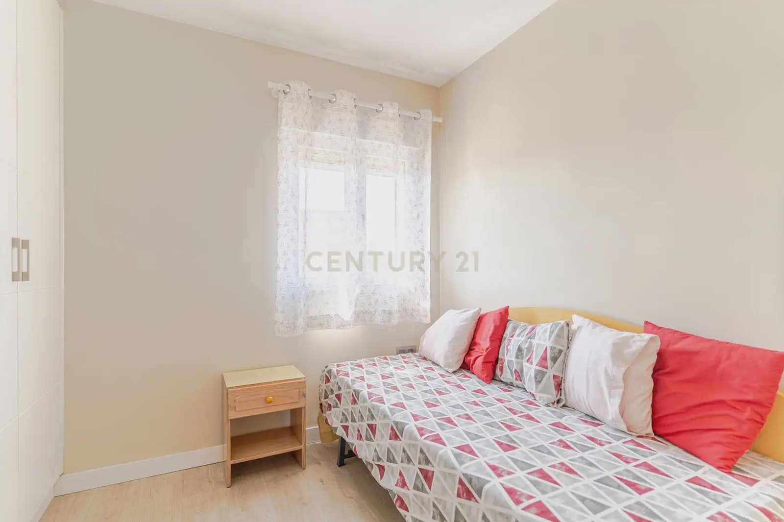 3 sypialnia Mieszkanie na sprzedaż w Miasto Grenada - 267 000 € (Ref: 10120908)