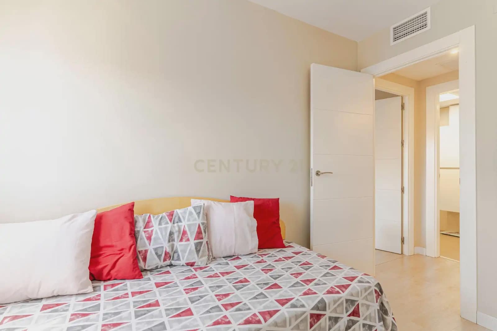 3 sypialnia Mieszkanie na sprzedaż w Miasto Grenada - 267 000 € (Ref: 10120908)