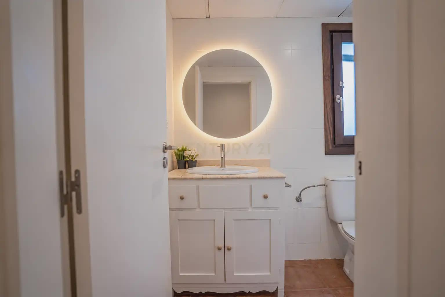 Piso de 1 habitación en Granada ciudad en alquiler - 900 € (Ref: 10121064)