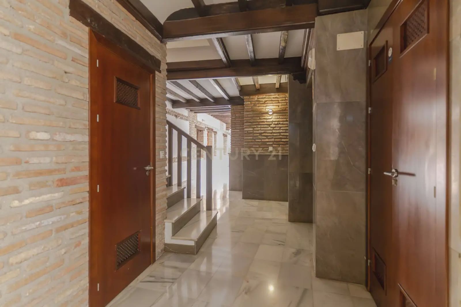 Piso de 1 habitación en Granada ciudad en alquiler - 900 € (Ref: 10121064)