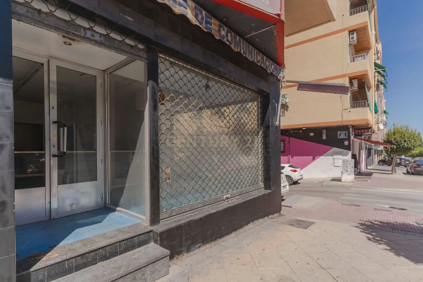 Commercial for sale in Jaen city - € 70,000 (Ref: 10124798)