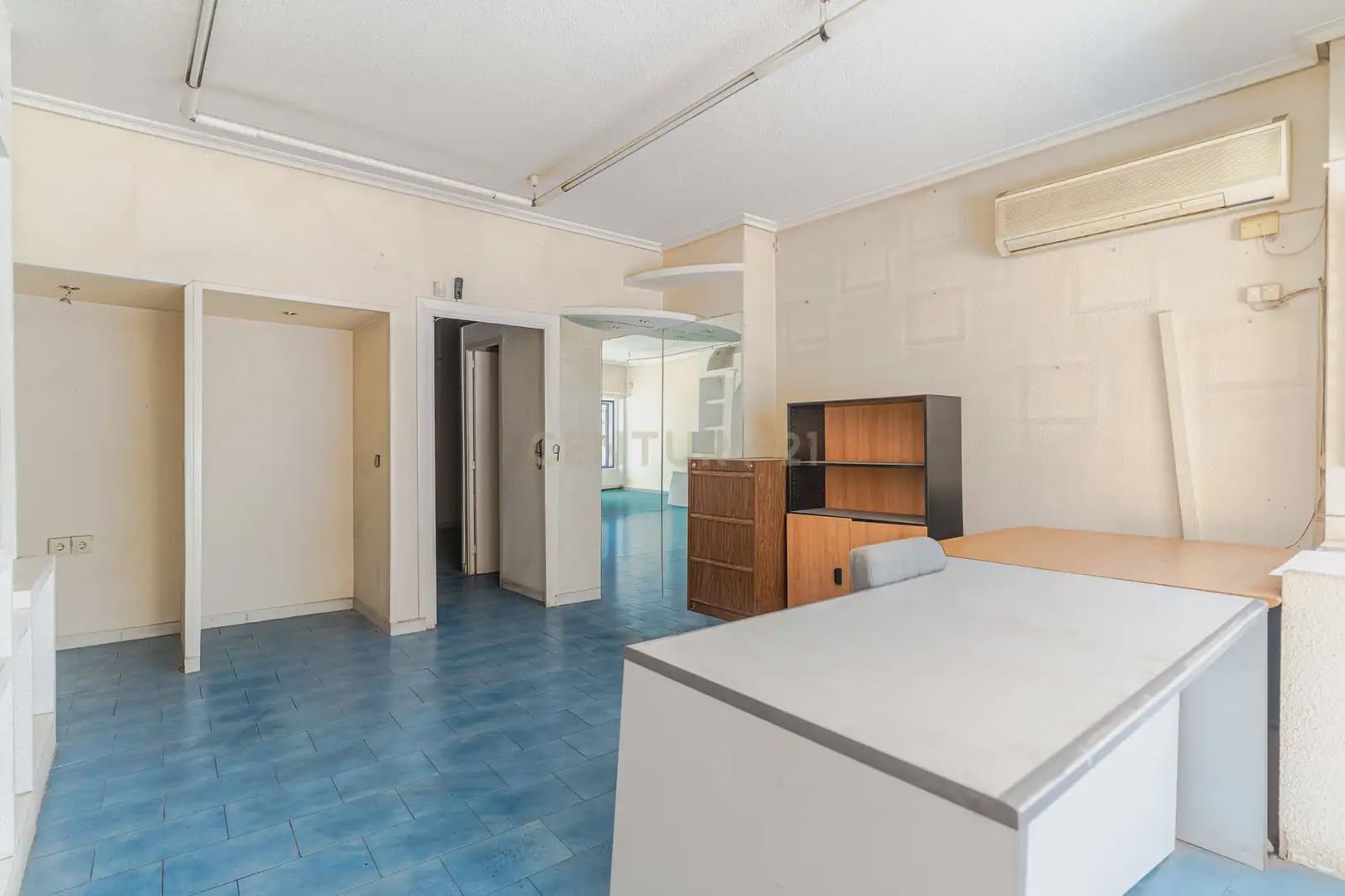 Commercial for sale in Jaen city - € 70,000 (Ref: 10124798)